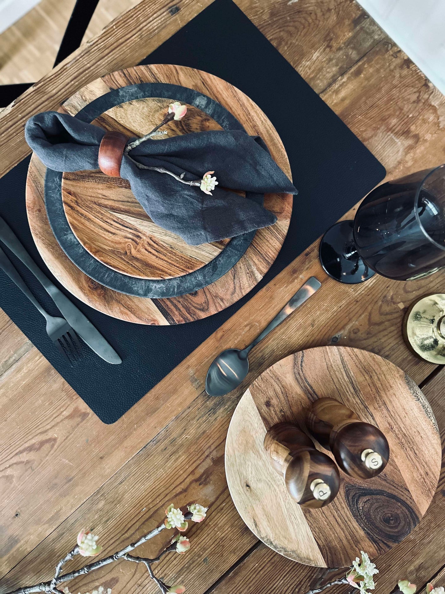 Akaciabricka - 20 cm