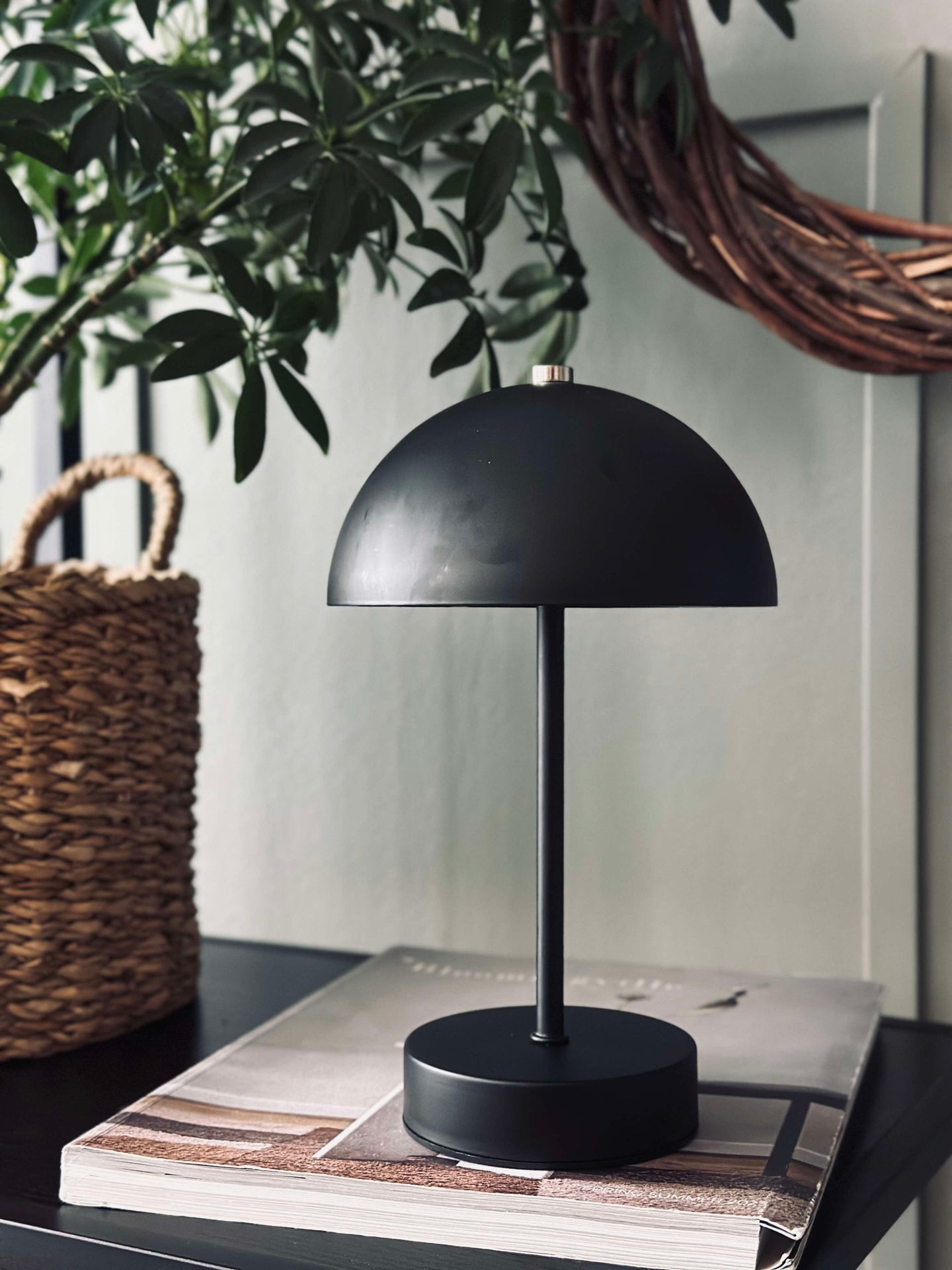 Bordslampa med touch - Svart