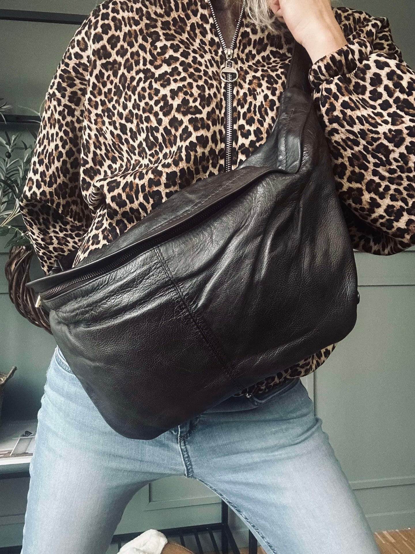 Cool Buffy XL Midjeväska i smörmjukt läder - Brun