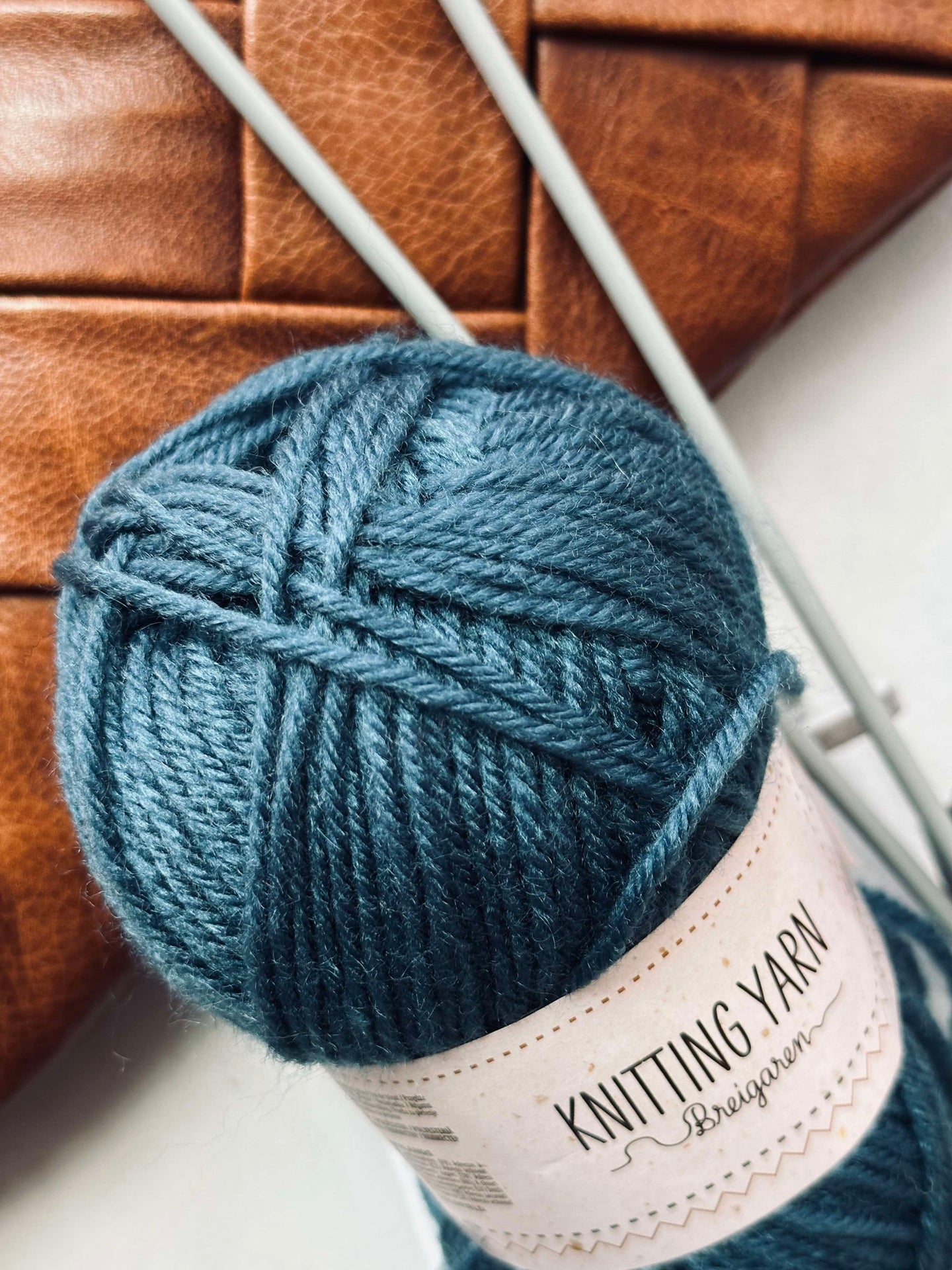 Polyestergarn 50 gram - Petrolblå