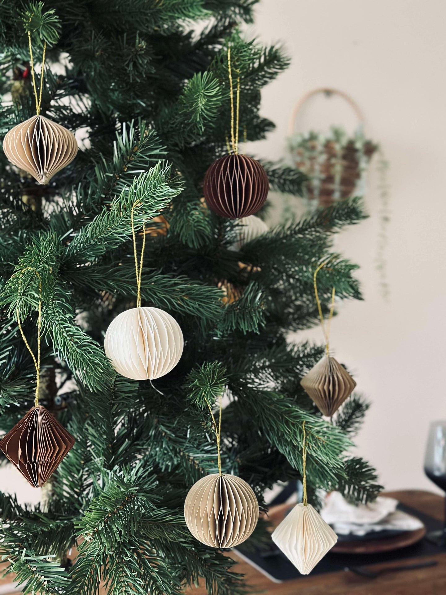 Små pappersdekorationer för jul - 9 st.