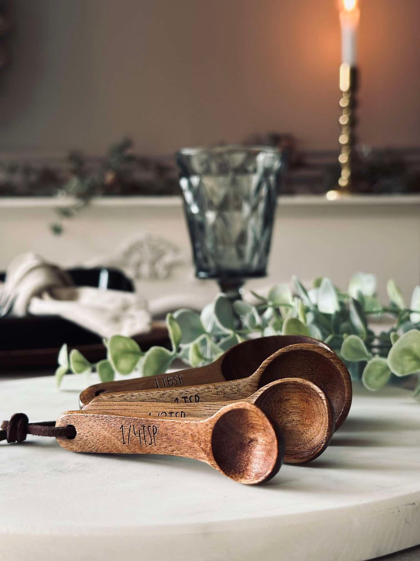 Måttskedar Akacia - Set om 4 st.