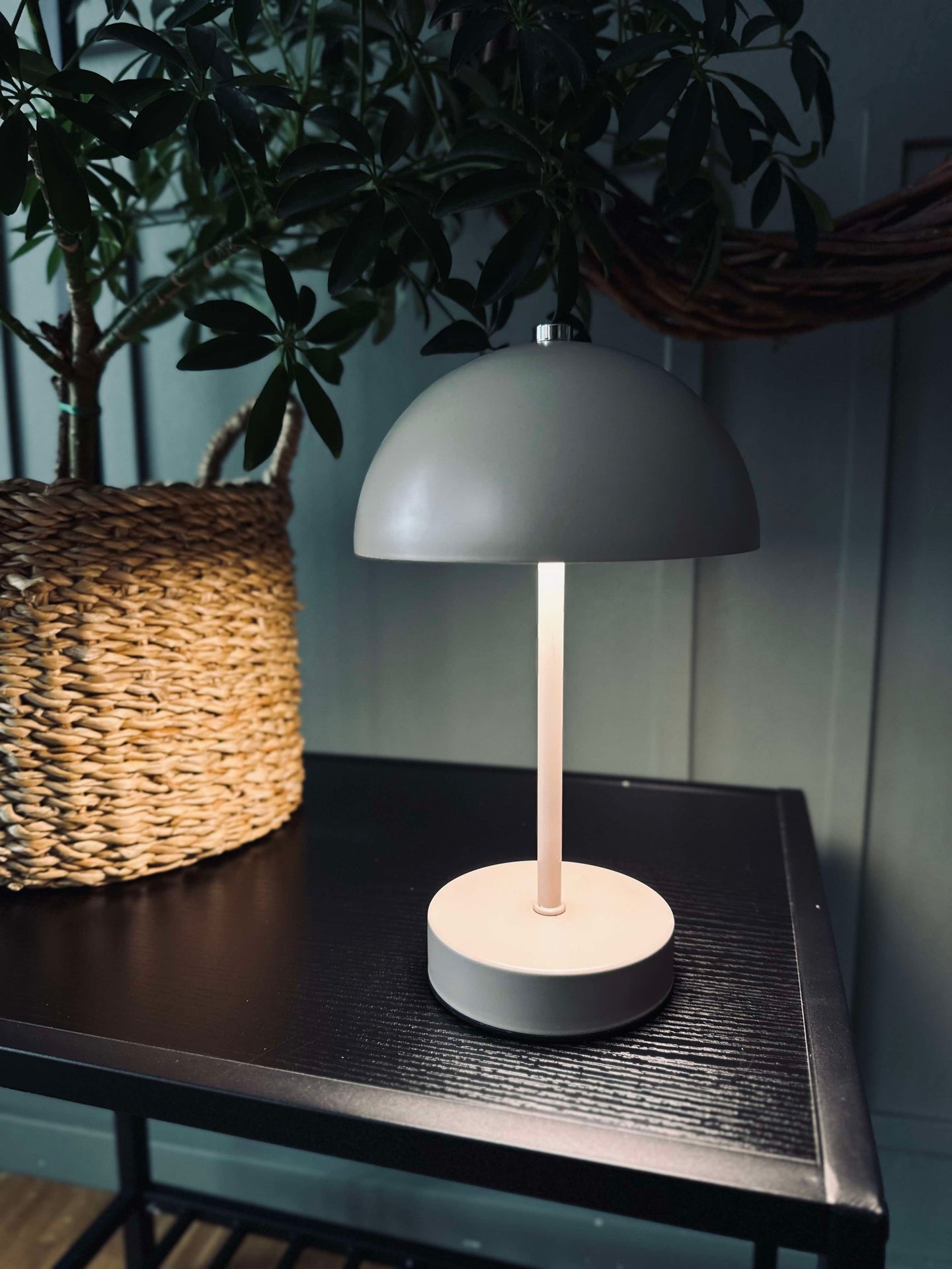 Bordslampa med touch - Sand