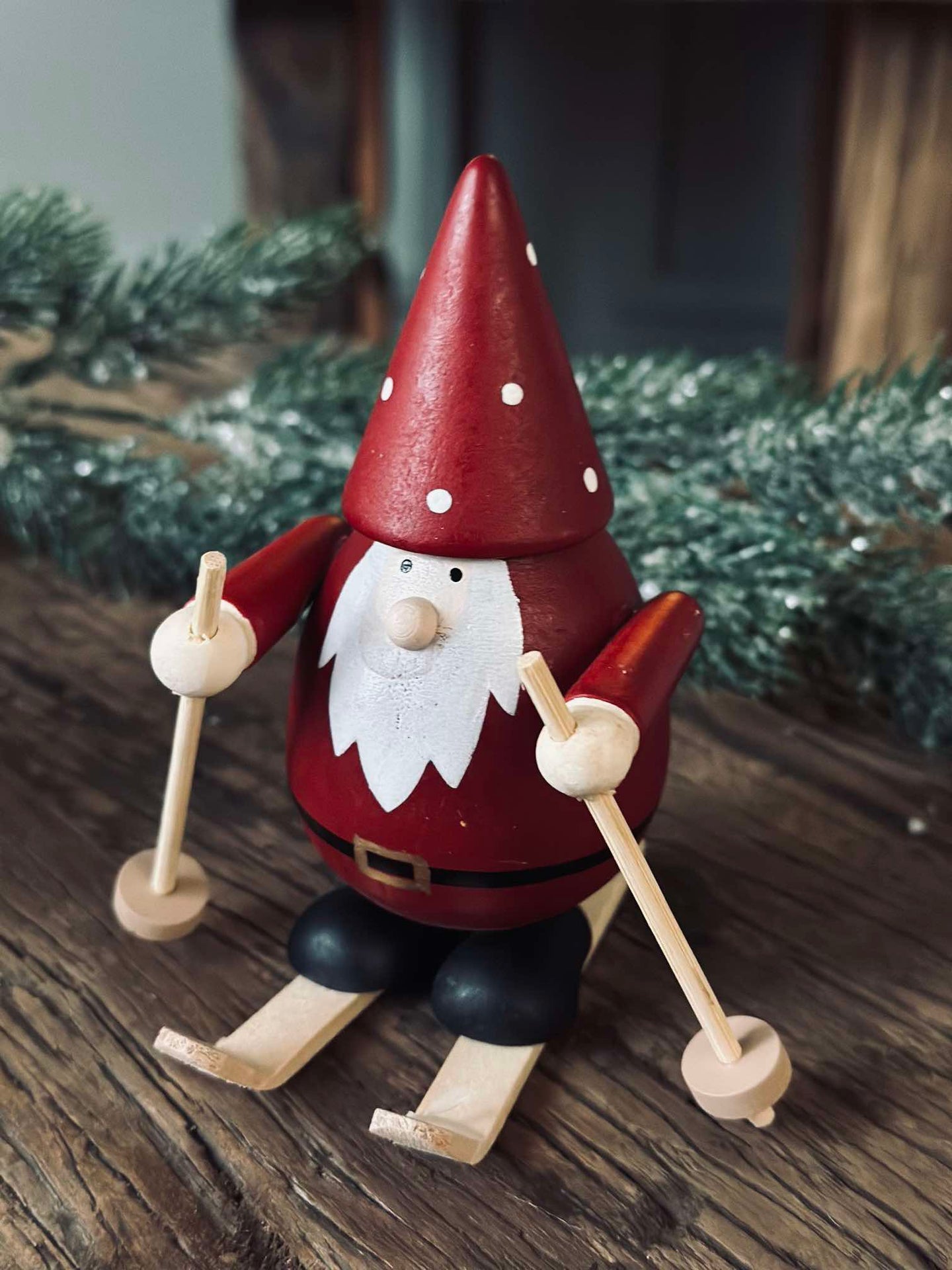 Jultomte på skidor - Small
