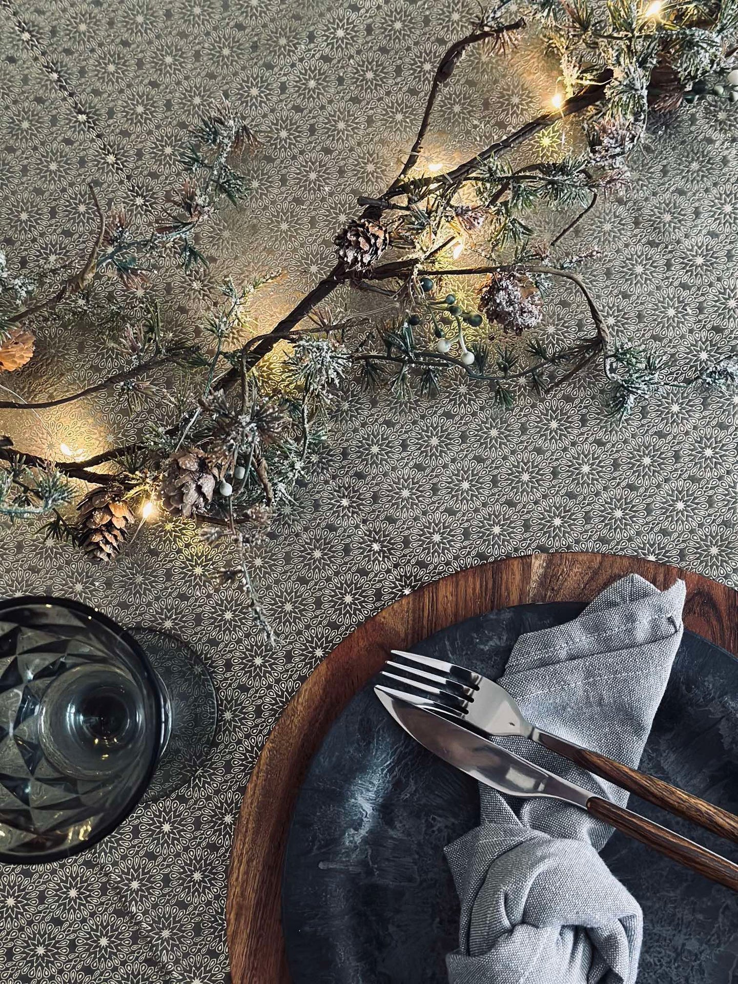 Bordsduk Velour 145x250 cm - Mörk beige