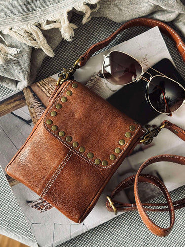 Mobilväska Sally Valnöt