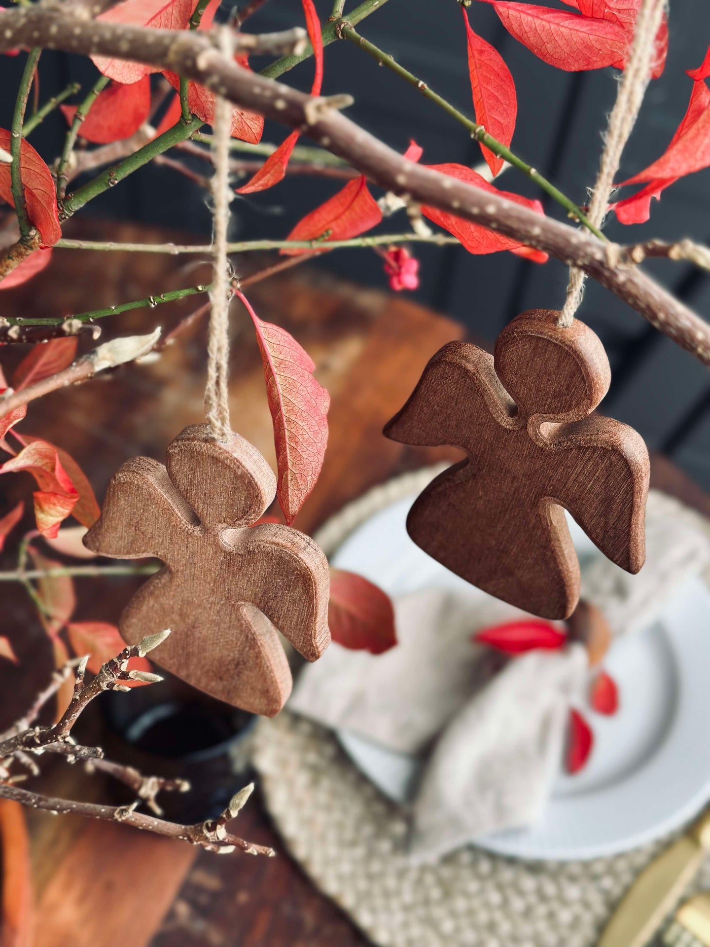 Hänge Ängel i trä - Mörk