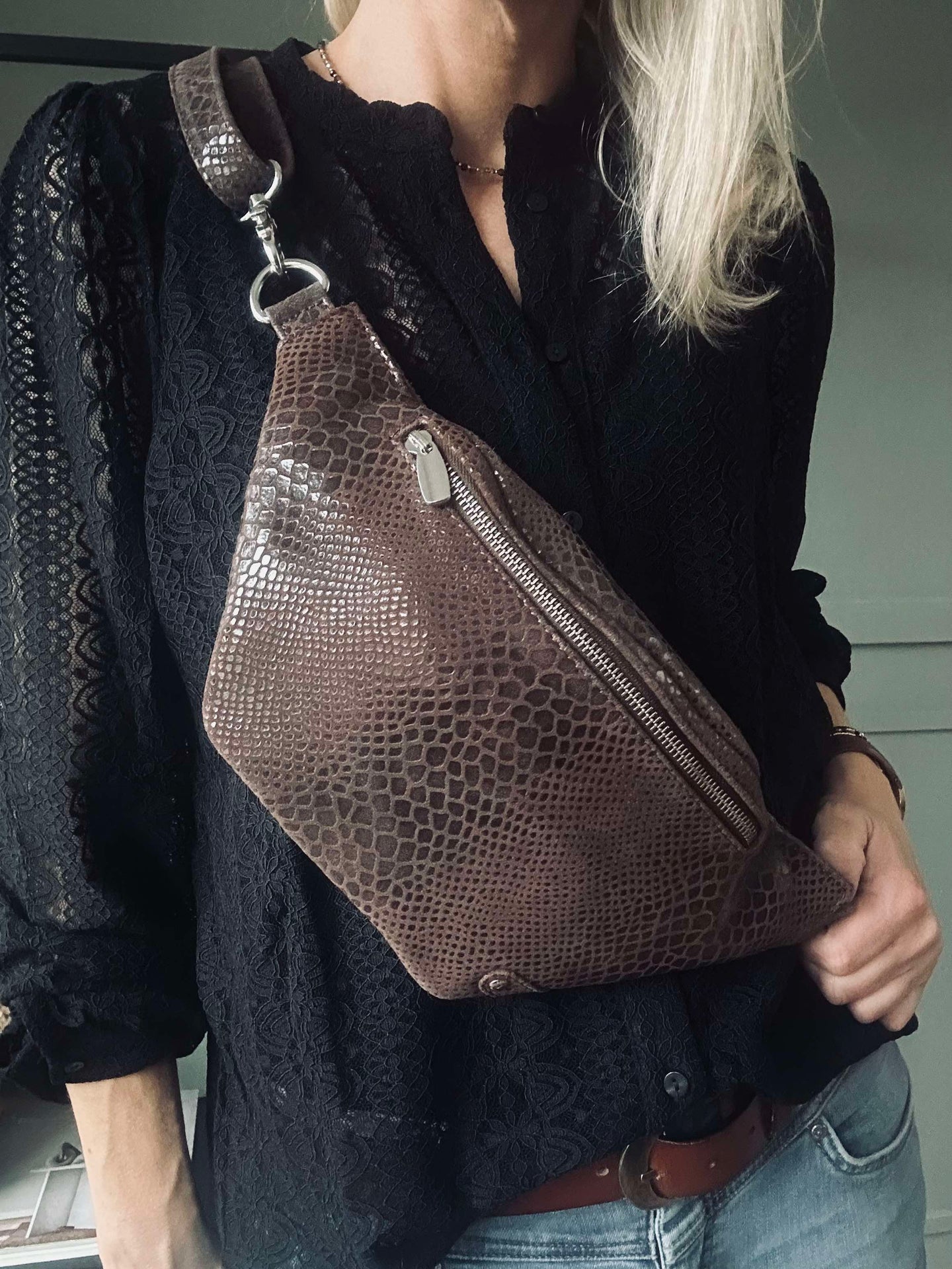 Skjorta med spets – Black