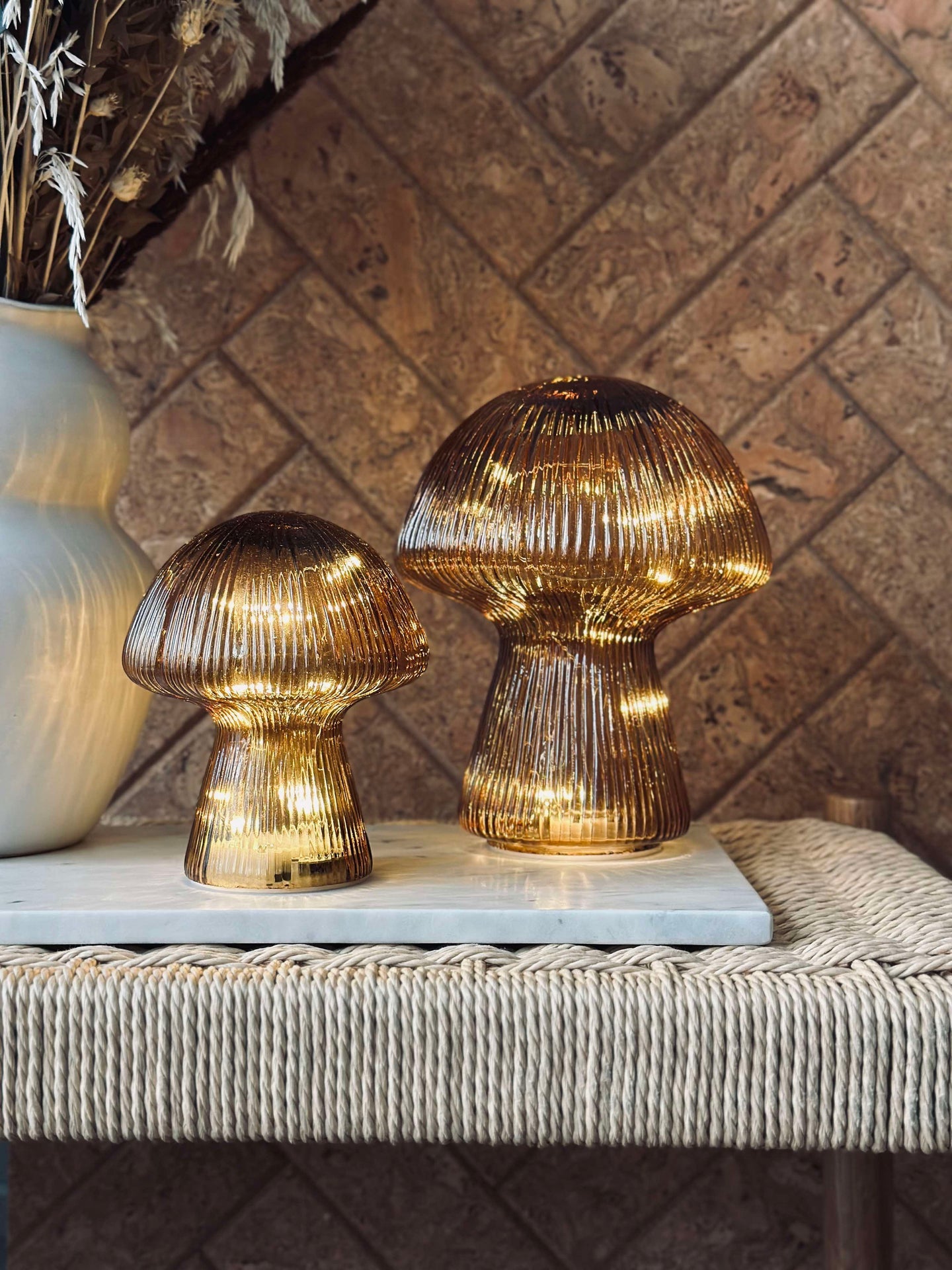 Mushroom med räfflor 15 cm - Gyllene
