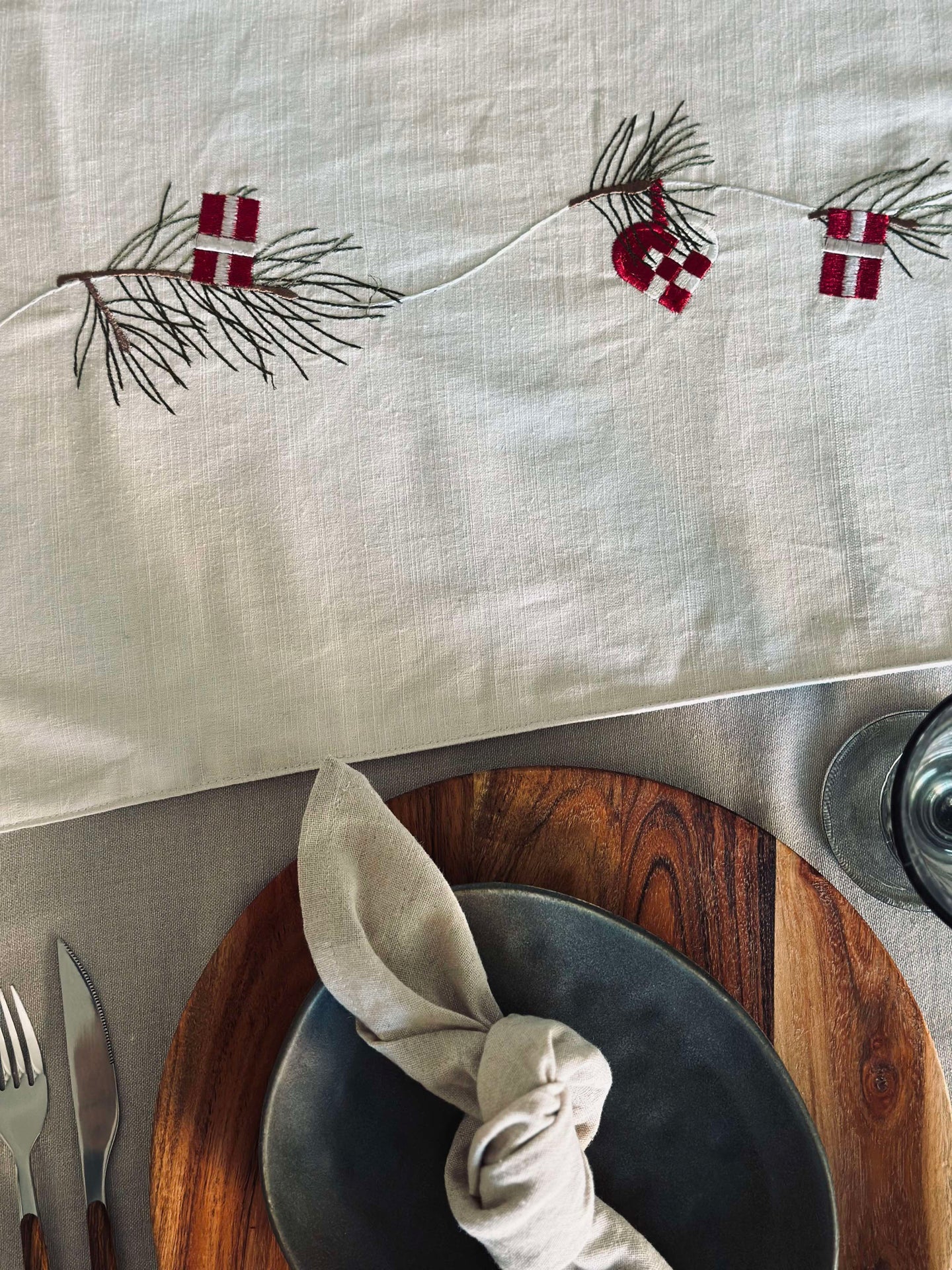 Bordslöpare - Dansk Jul 140 cm