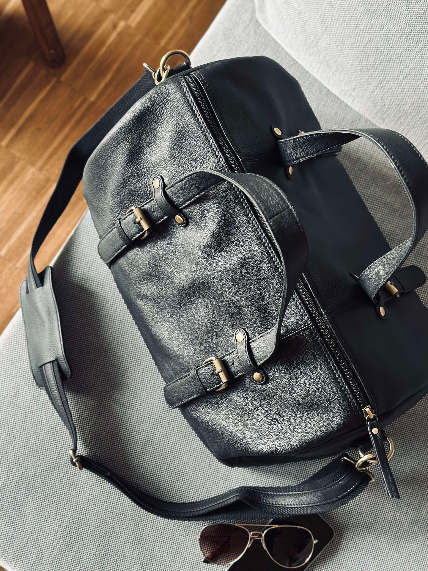 Träningsväska SVART läder