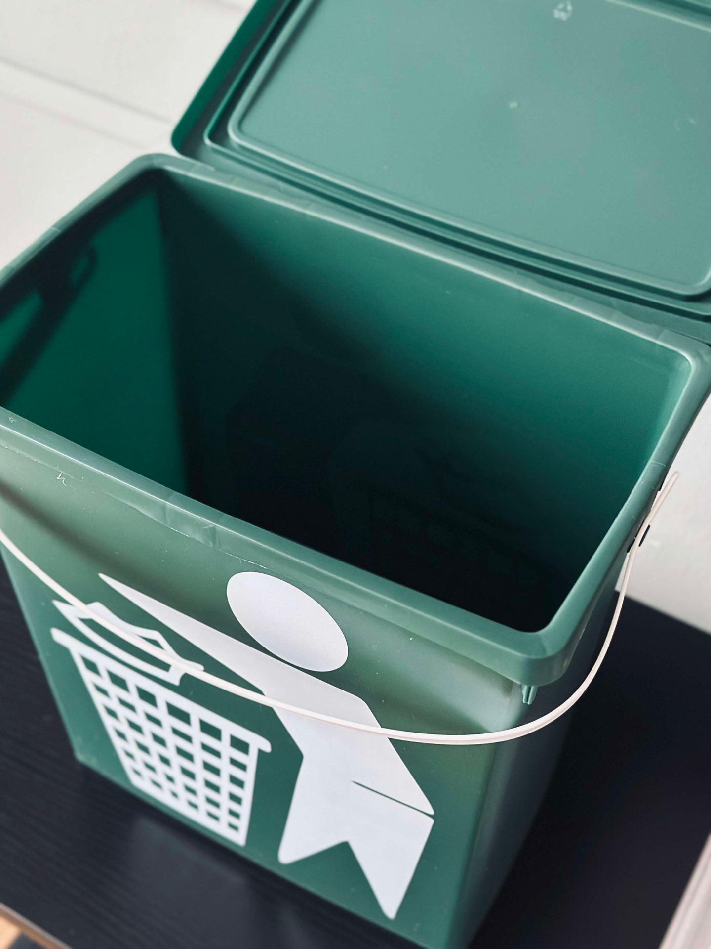 BIO-hink med lock 12 liter – Grön