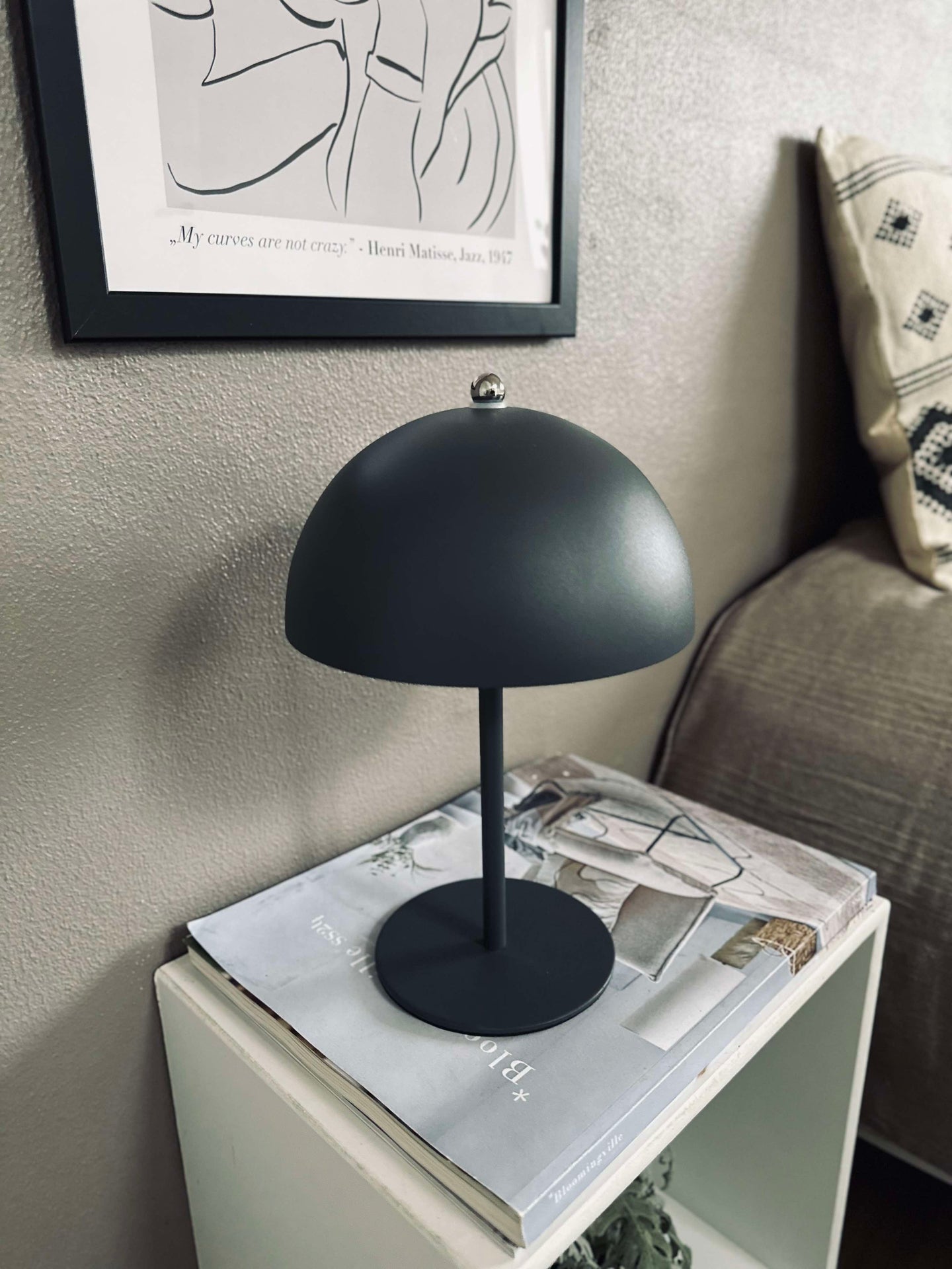 LED touch bordslampa, beige och grå