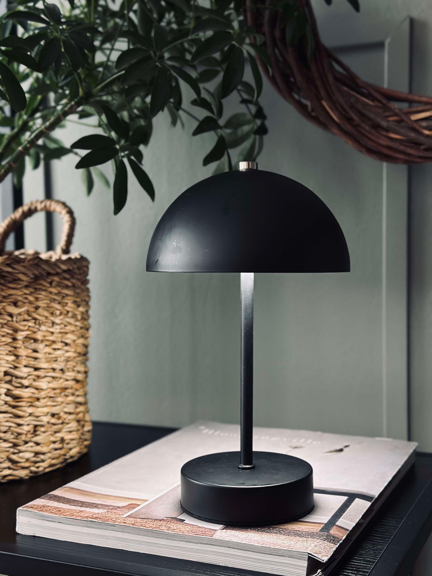 Bordslampa med touch - Svart