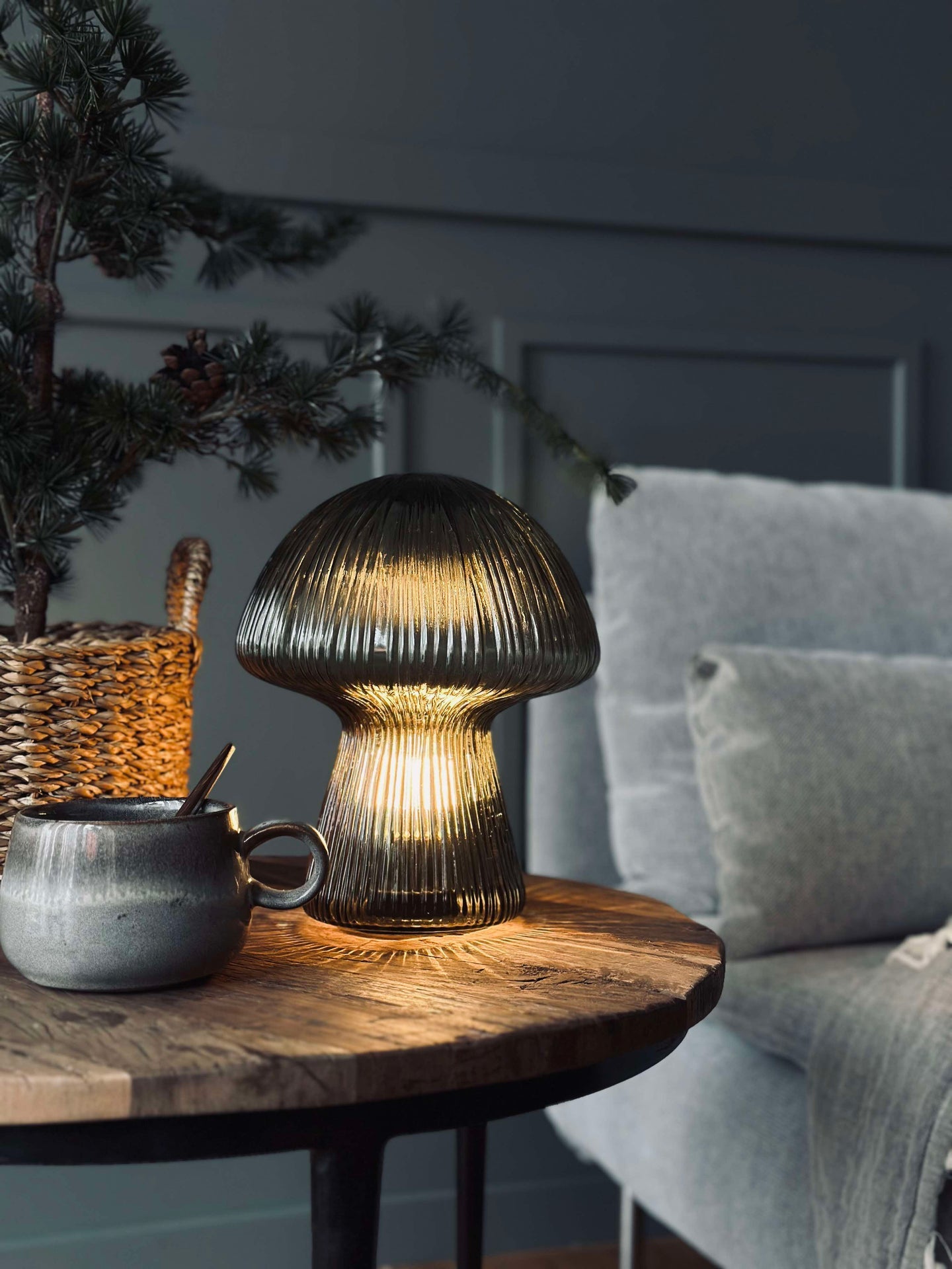 Mushroom med räfflor 25 cm - Grön – Munblåst glas – VIAMAJA.SE