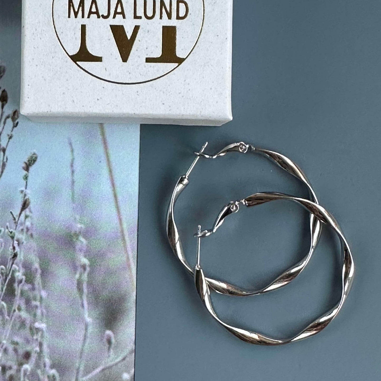 Hopp Twisted Silverbelagda Örhängen