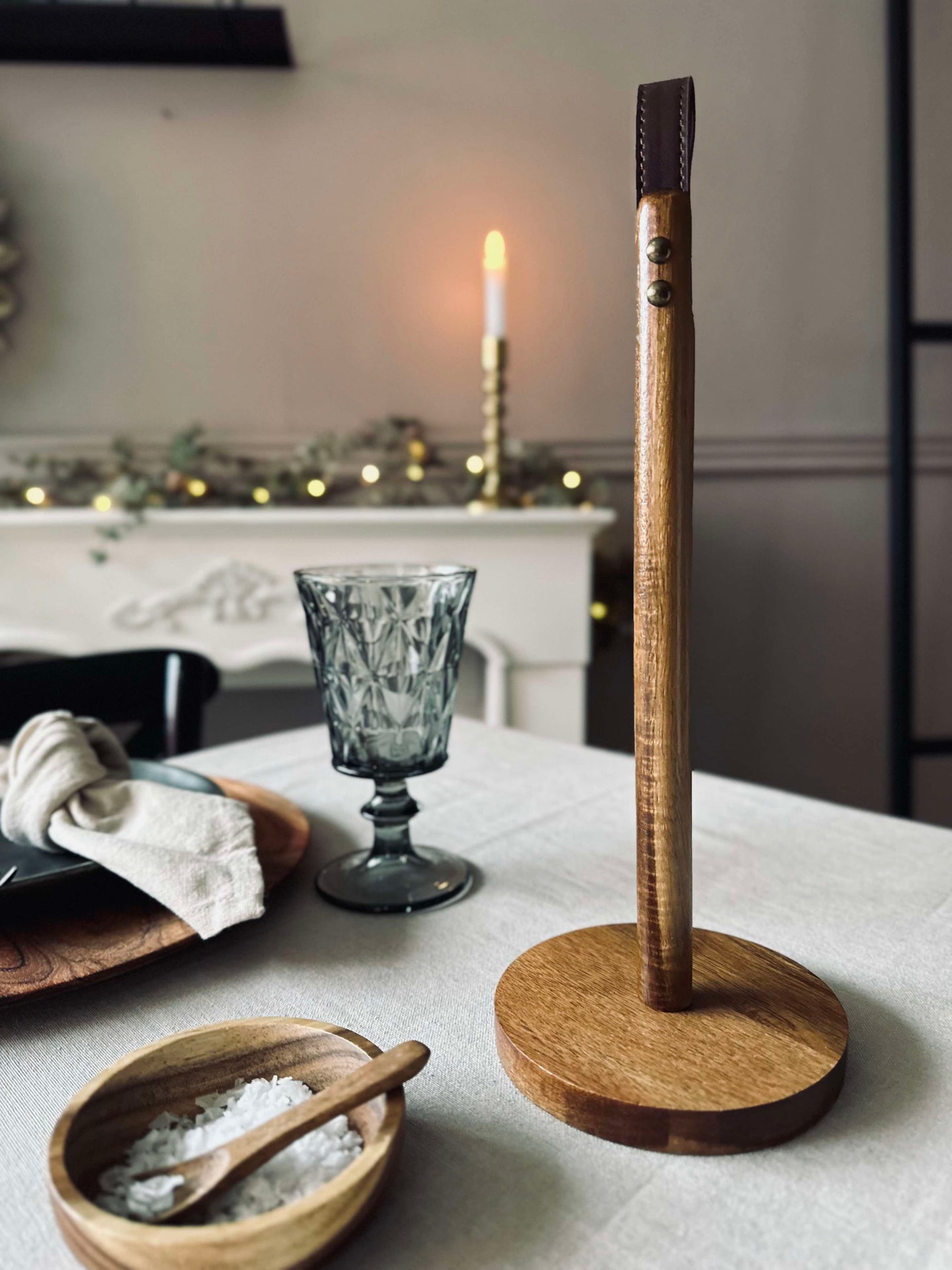 Hushållspappershållare Akacia