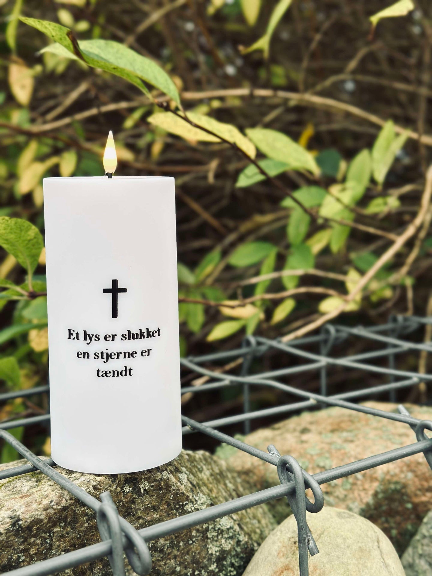 LED Gravlykta - Kors