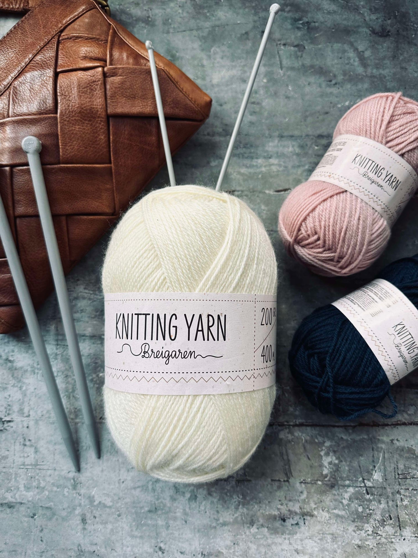 Akrylgarn 200 gram - Kräm