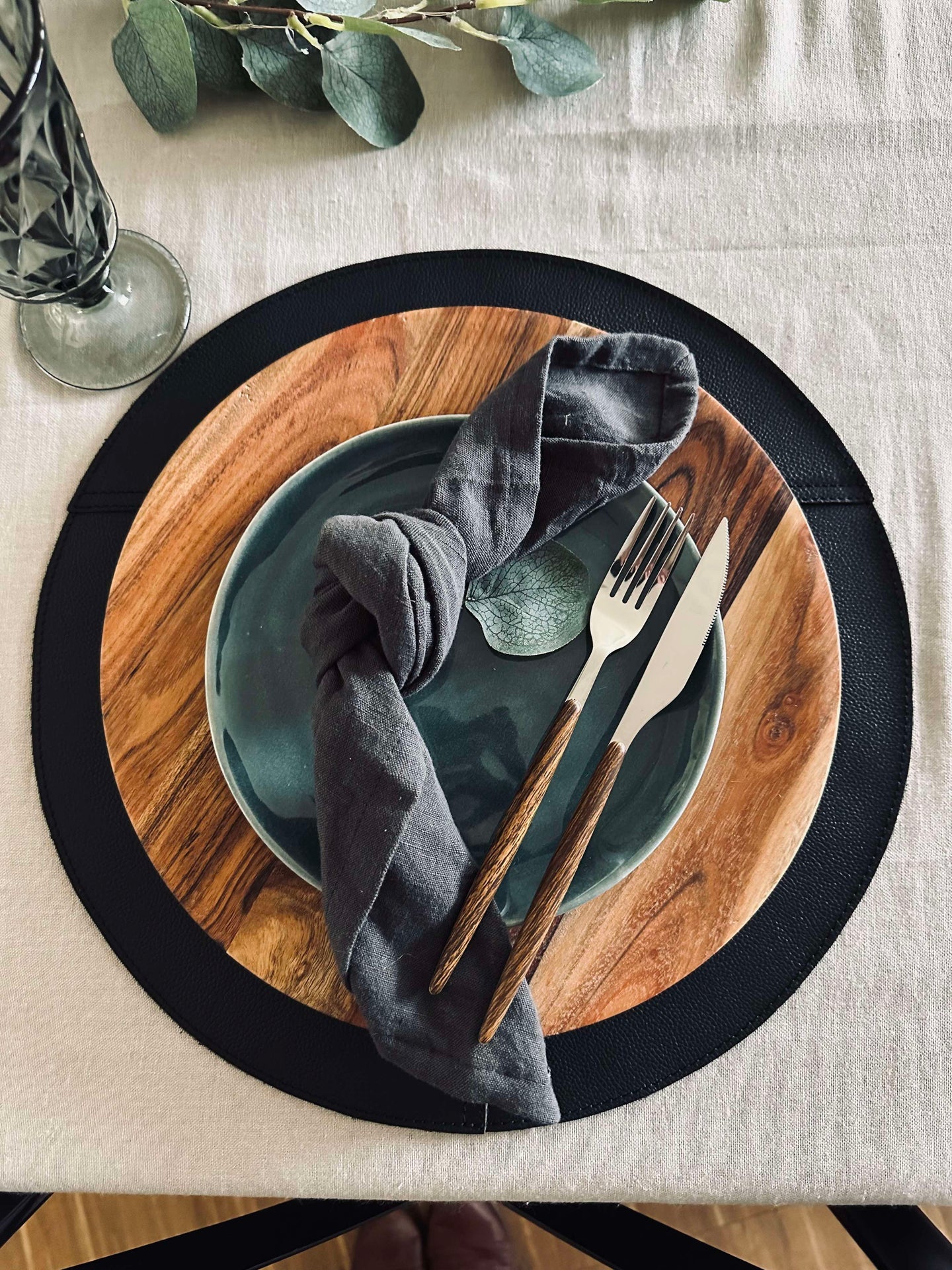 Bordstablett läder - Svart dia 38