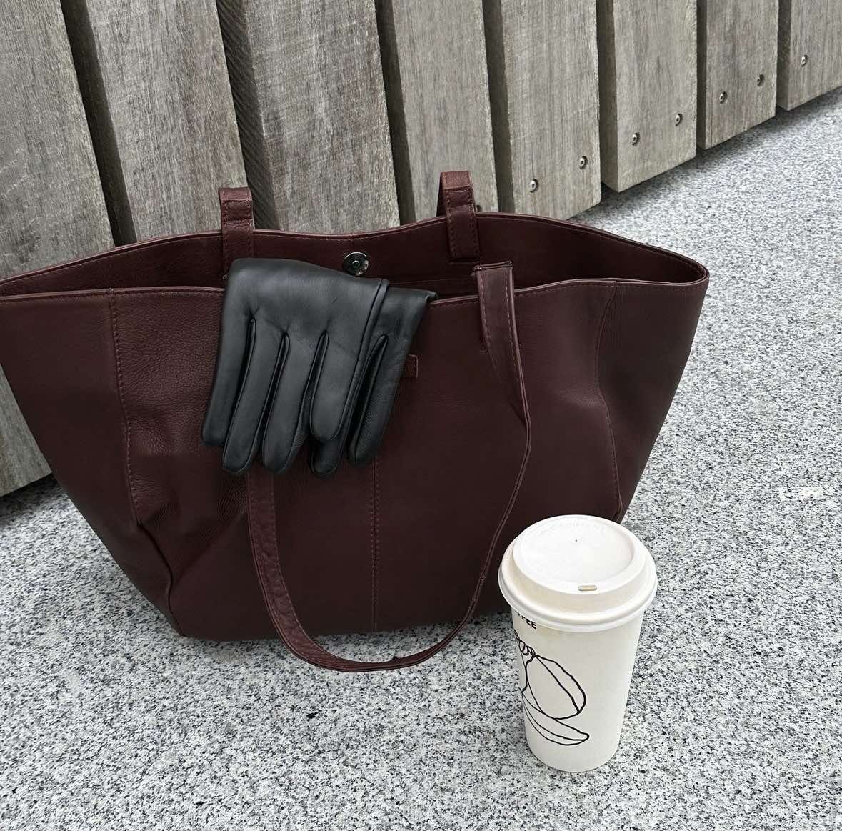 Shopper Aura – Brunt läder