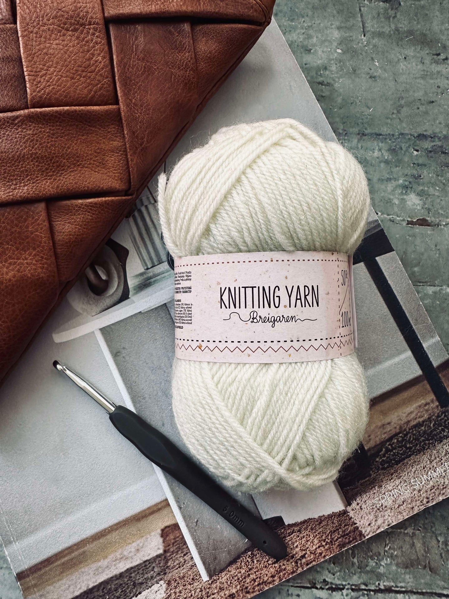 Polyestergarn 50 gram - Kräm