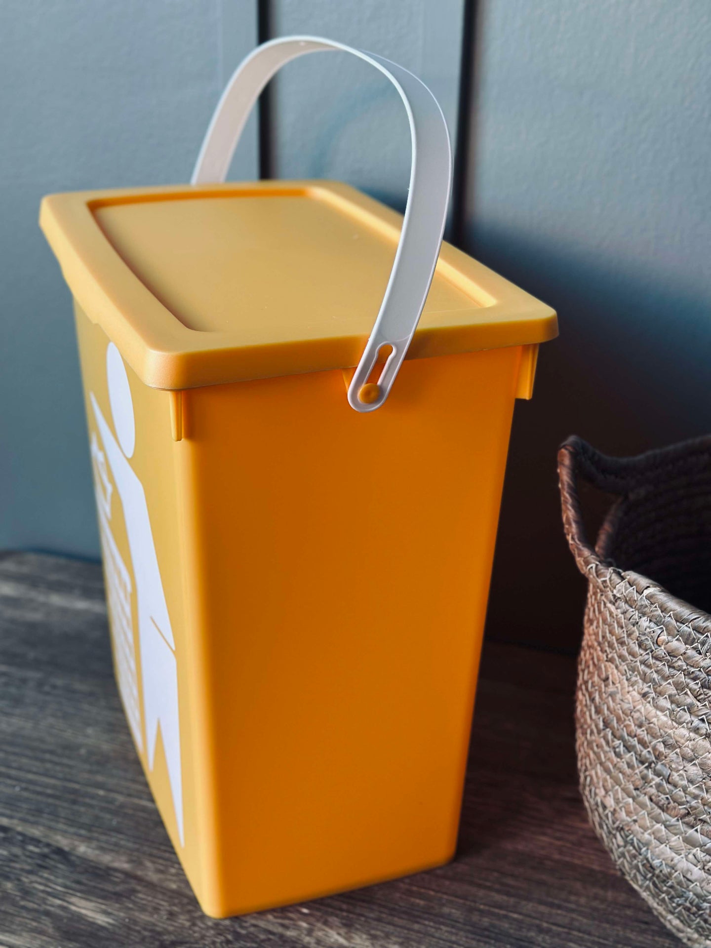 BIO Hink med lock 12 liter - GUL