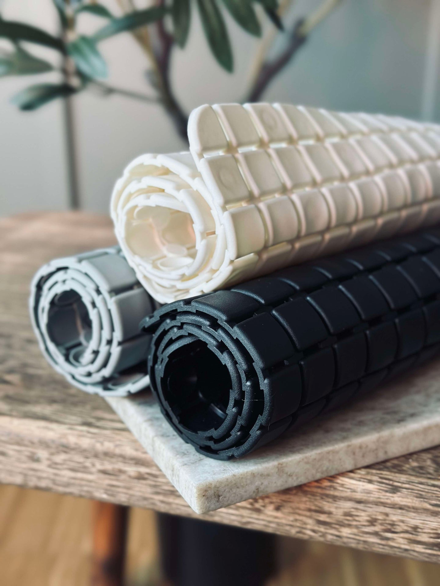 Badrumsmatta med sugkoppar - Svart