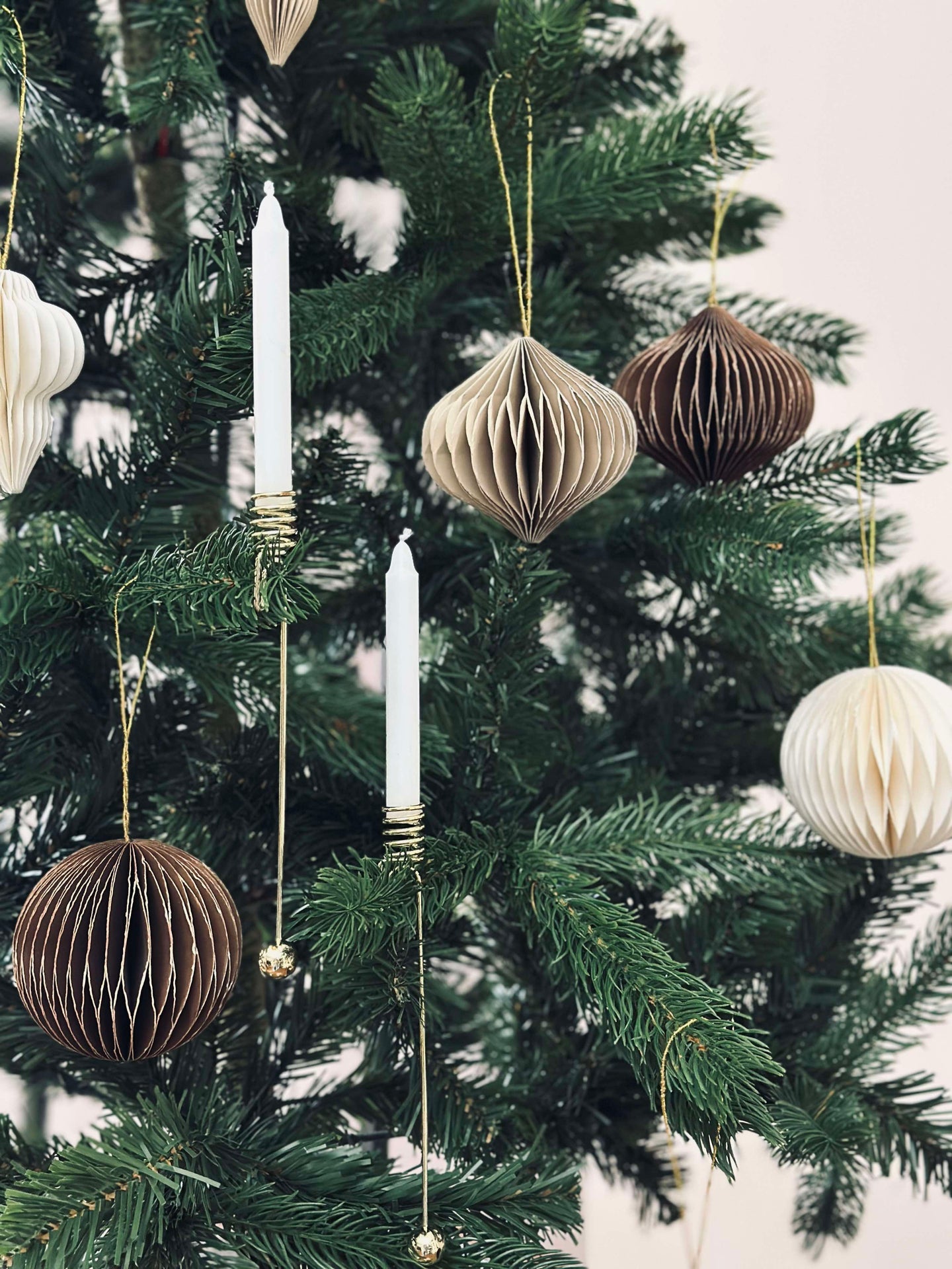 Små pappersdekorationer för jul - 9 st.