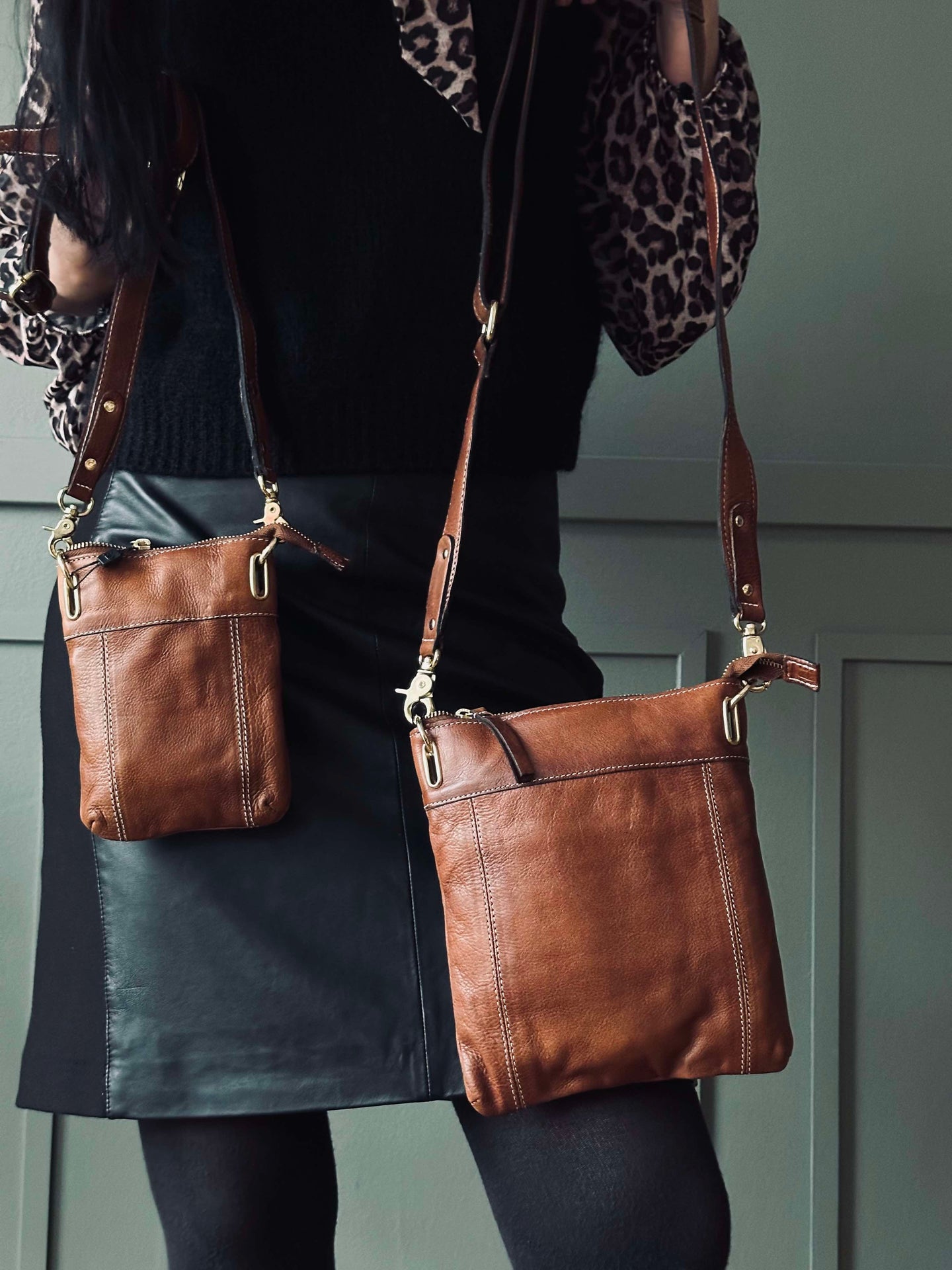 Mobilväska Gunilla valnöt