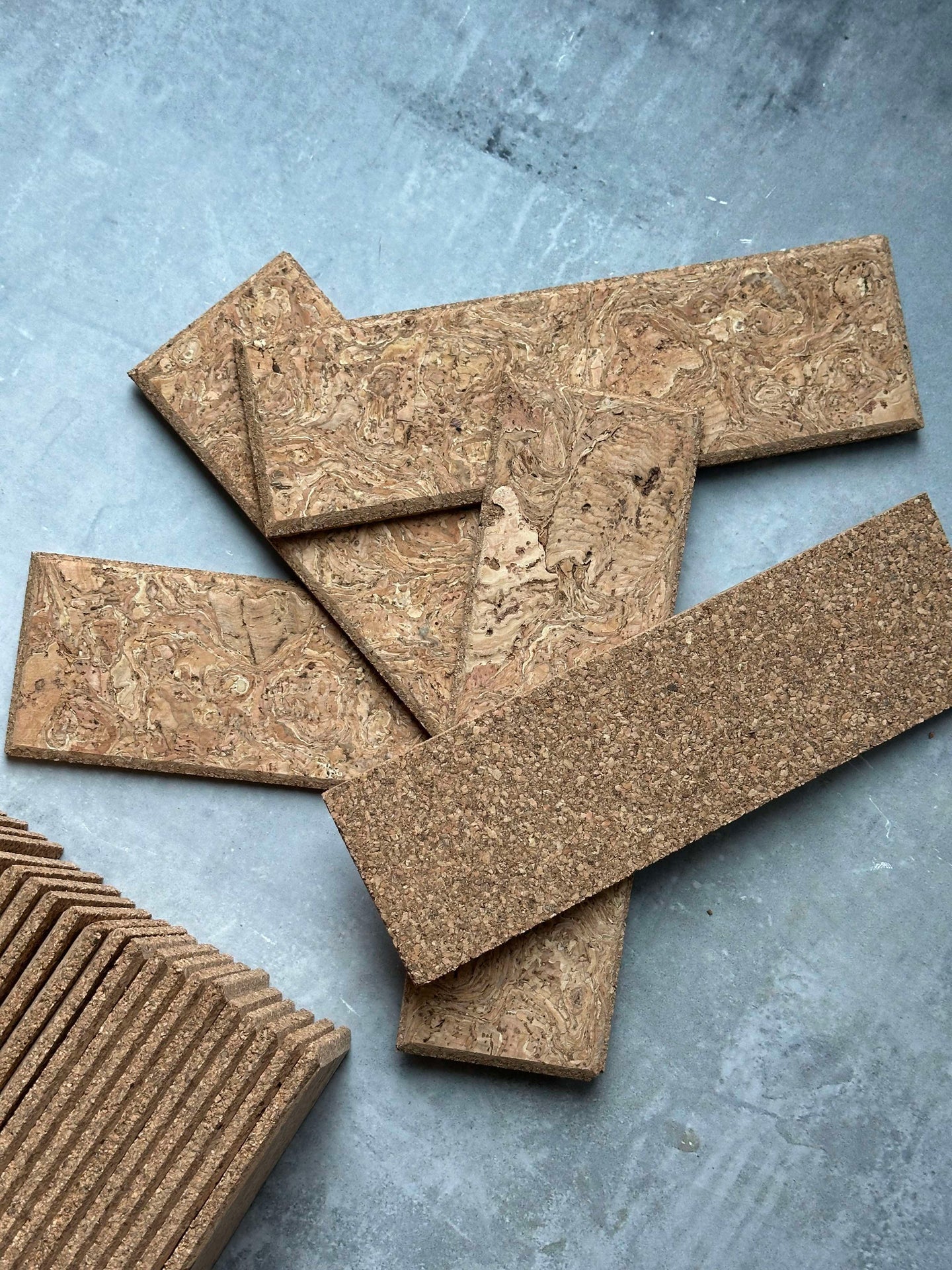 Tegelsten i kork - Naturpaket med 62 st