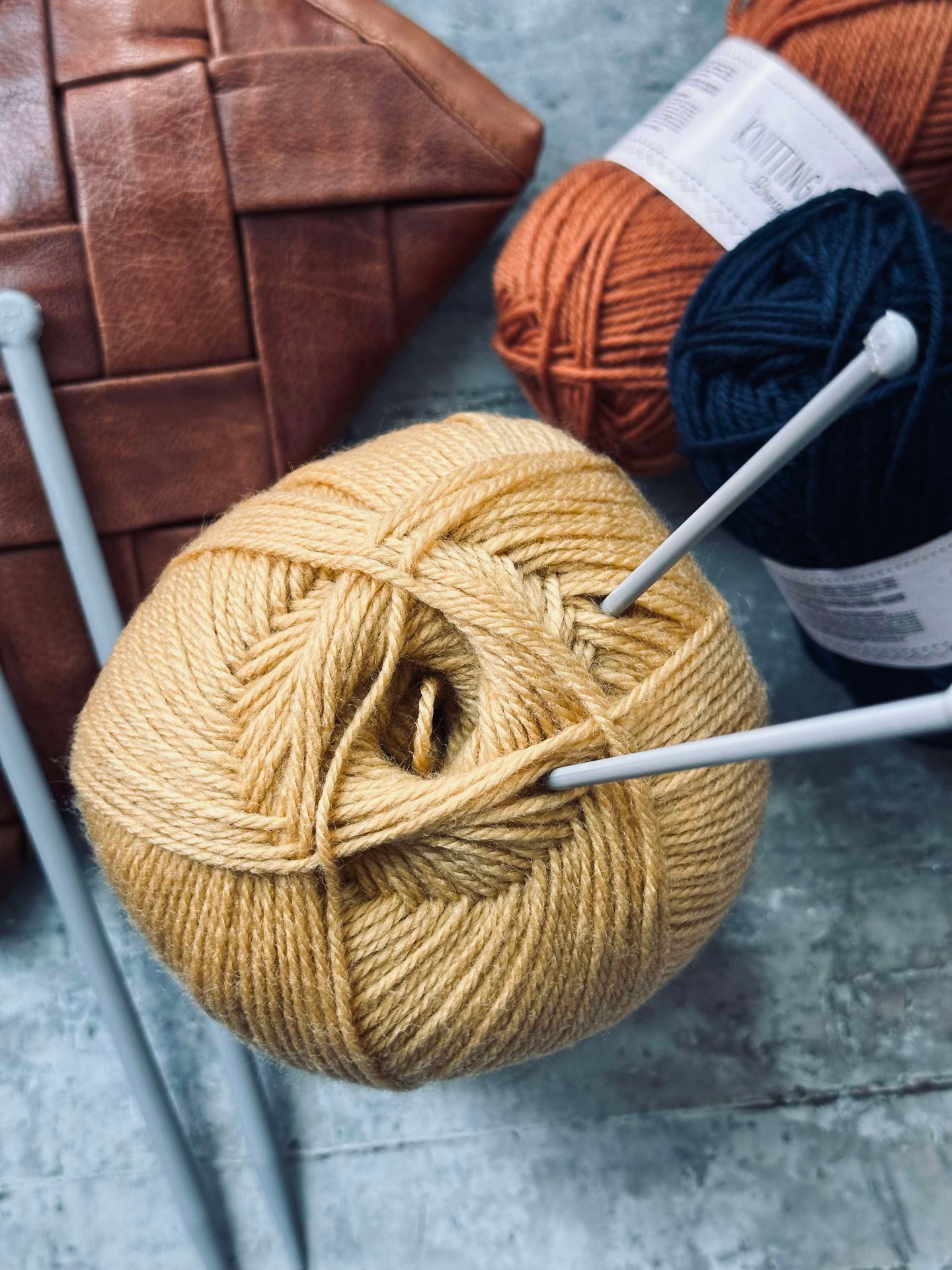 Akrylgarn 200 gram - Gul