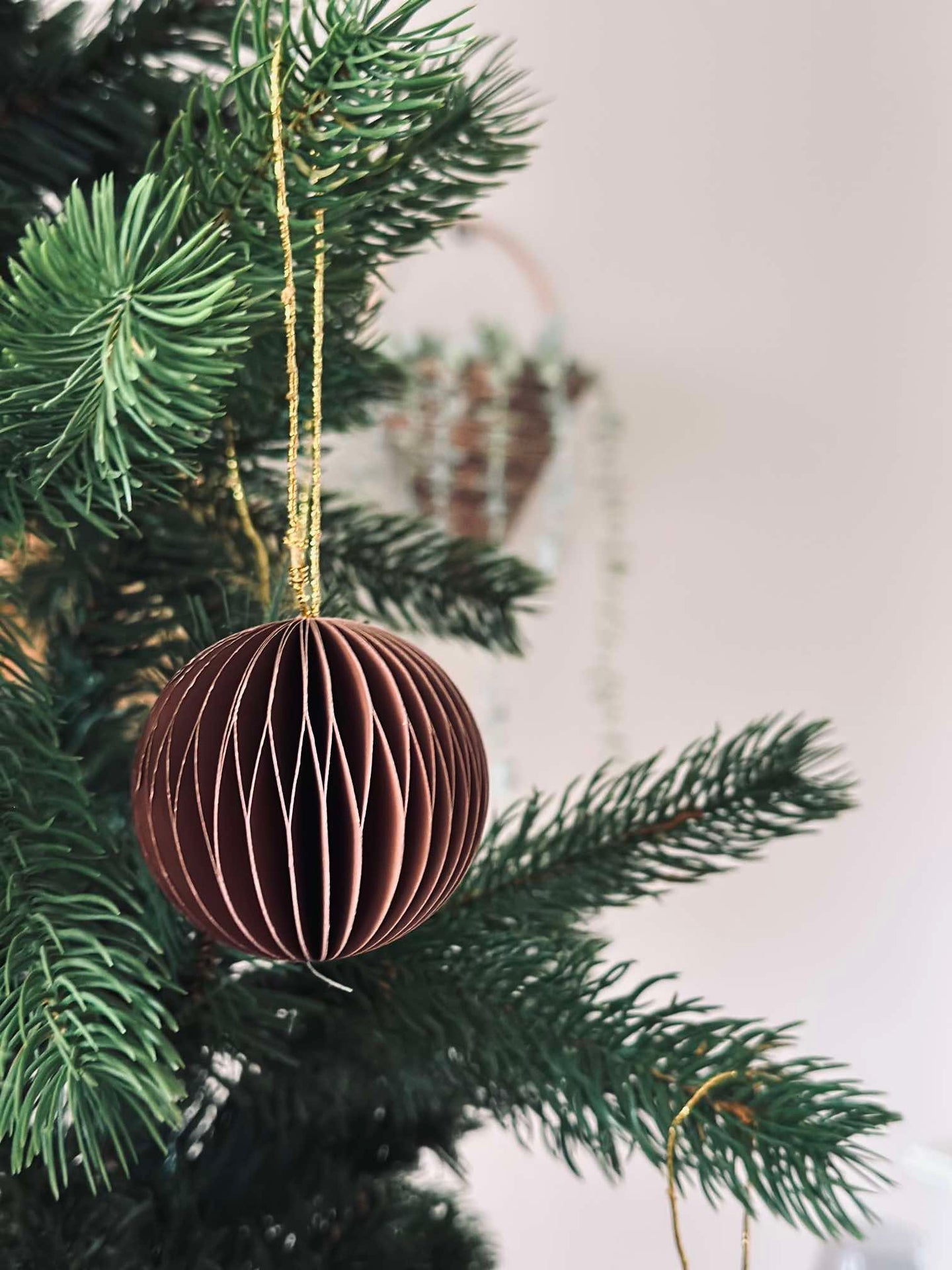 Små pappersdekorationer för jul - 9 st.