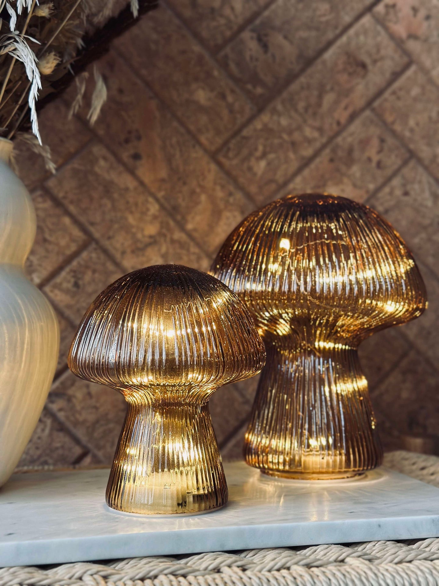 Mushroom med räfflor 15 cm - Gyllene