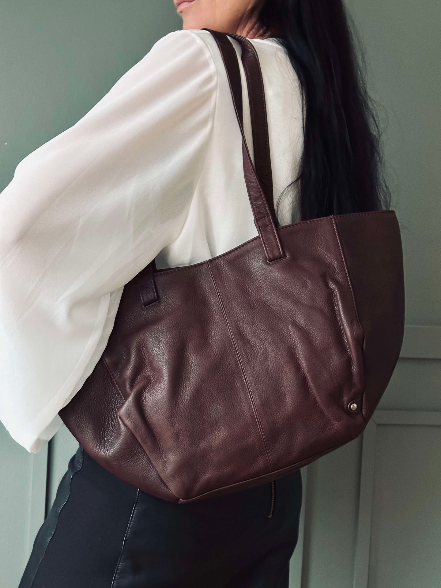 Shopper Aura – Brunt läder