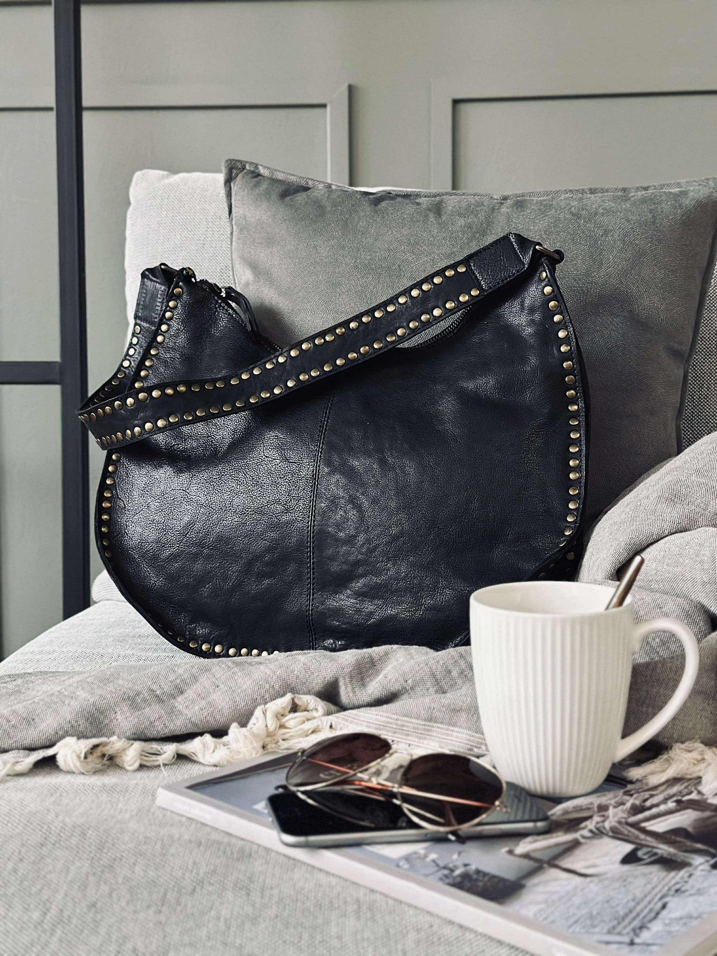 Axelväska Celia Svart