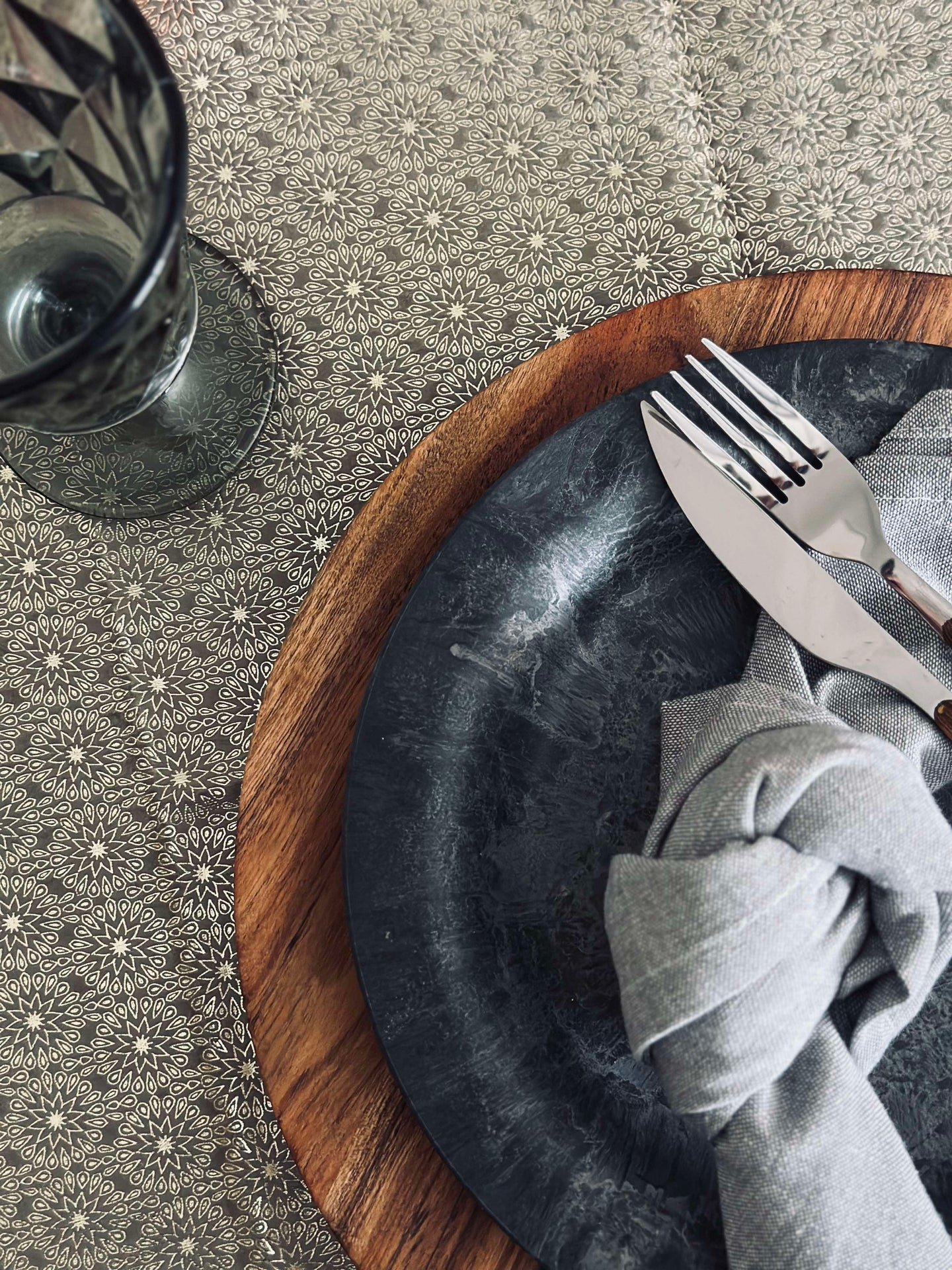 Bordsduk Velour 145x250 cm - Mörk beige