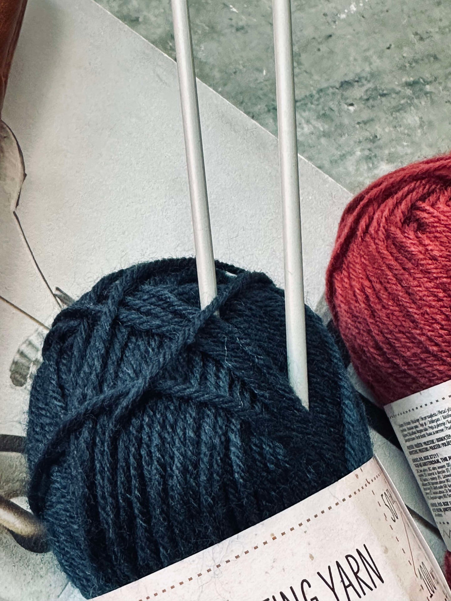 Polyestergarn 50 gram - Marinblå