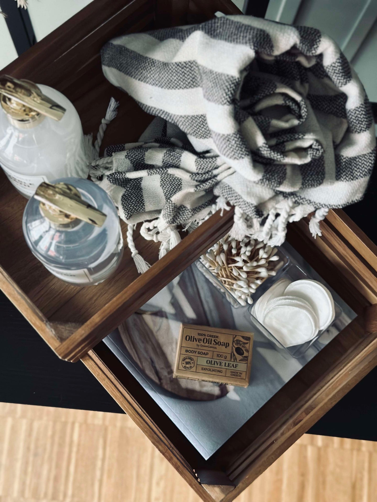 Äppellådor Akacia - Set om 2 st.