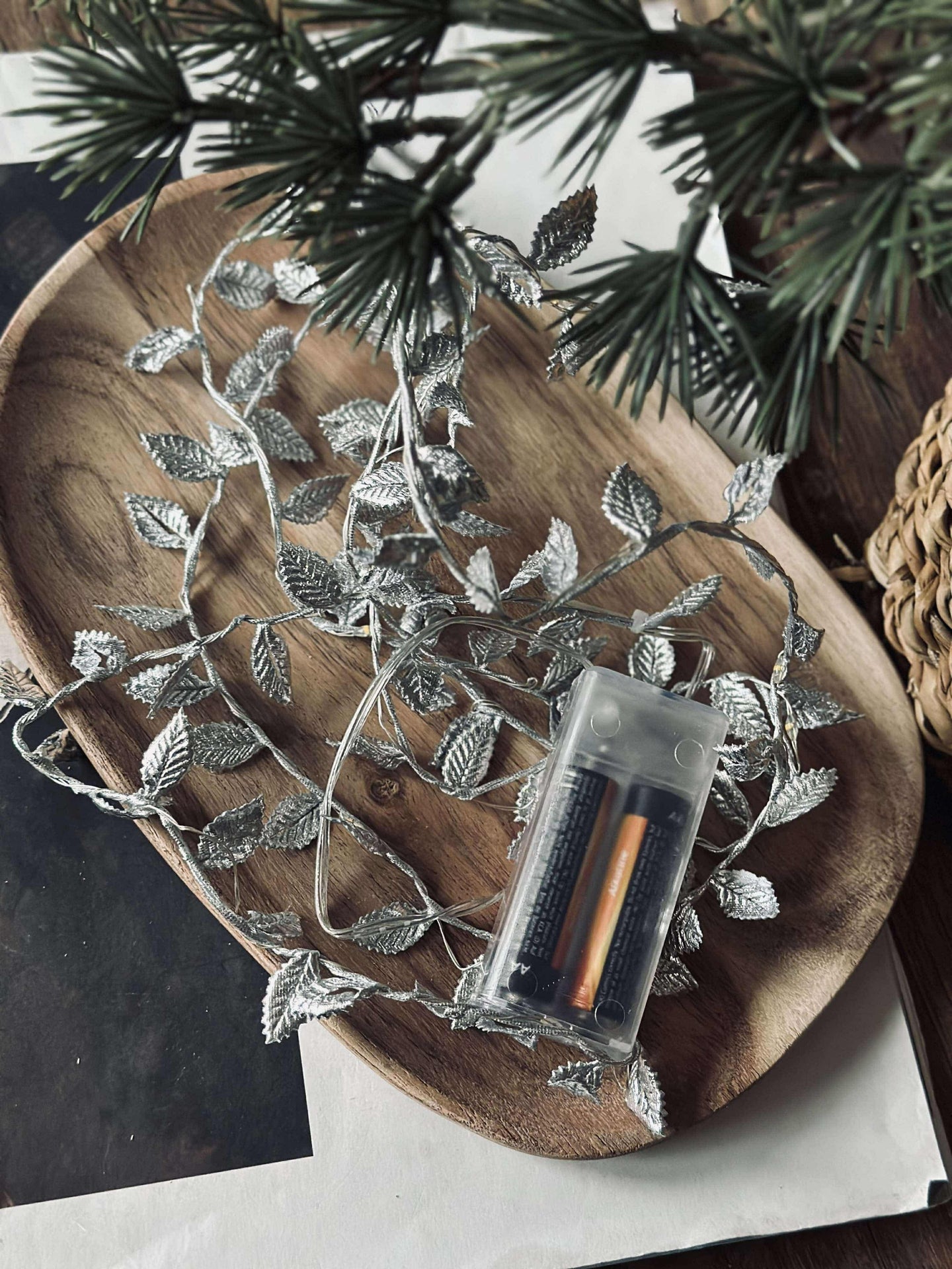 Ljusslinga med blad - Silver