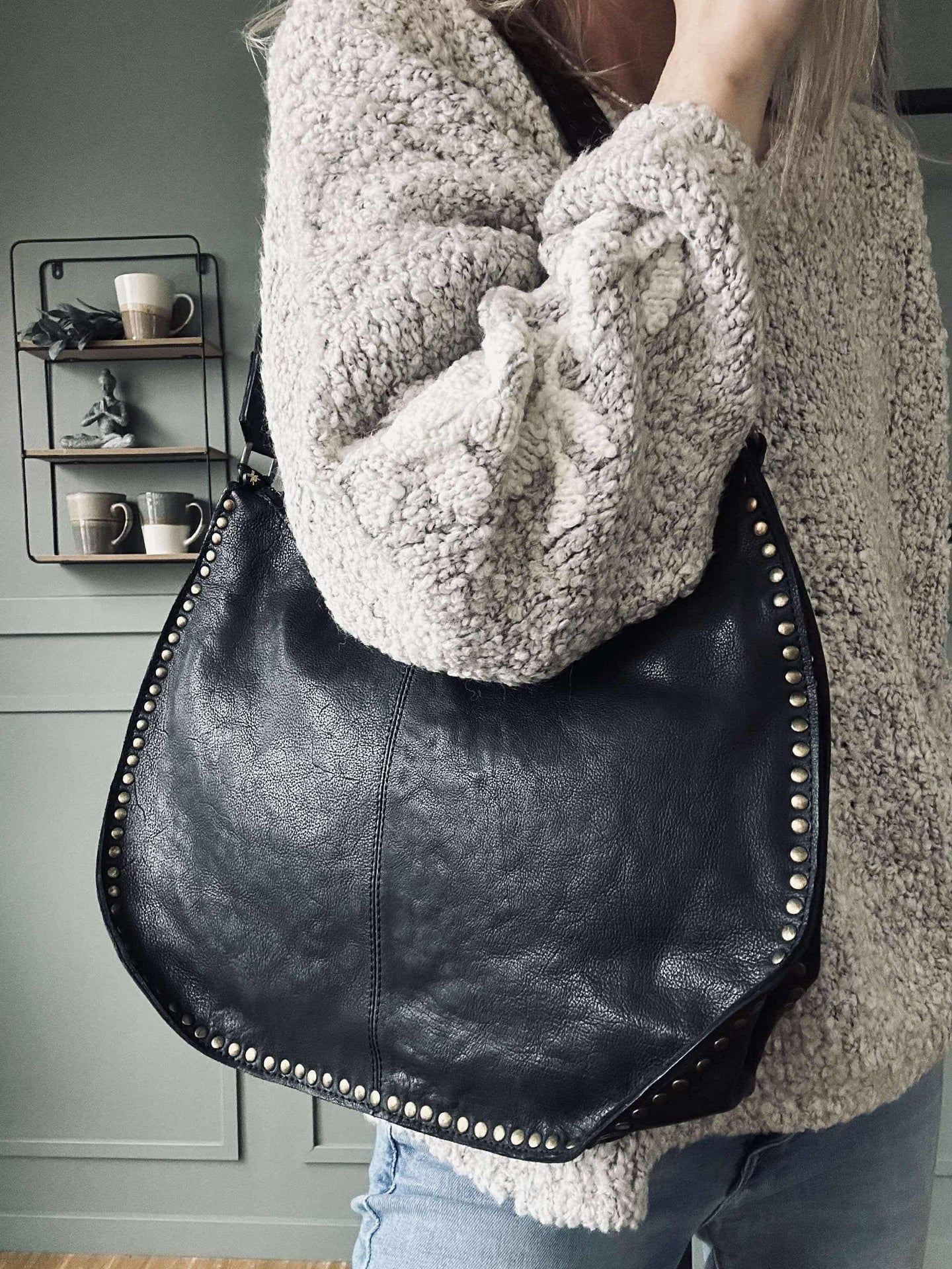 Axelväska Celia Svart