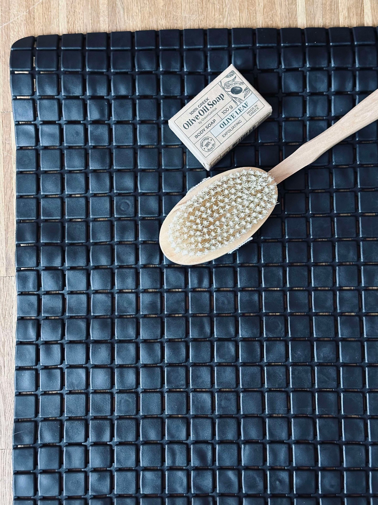 Badrumsmatta med sugkoppar - Svart