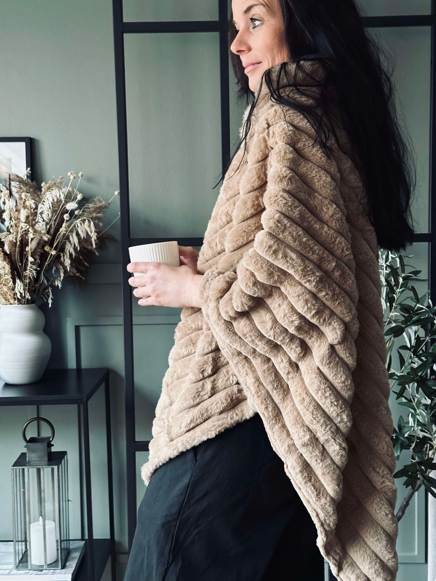 Poncho faux fur