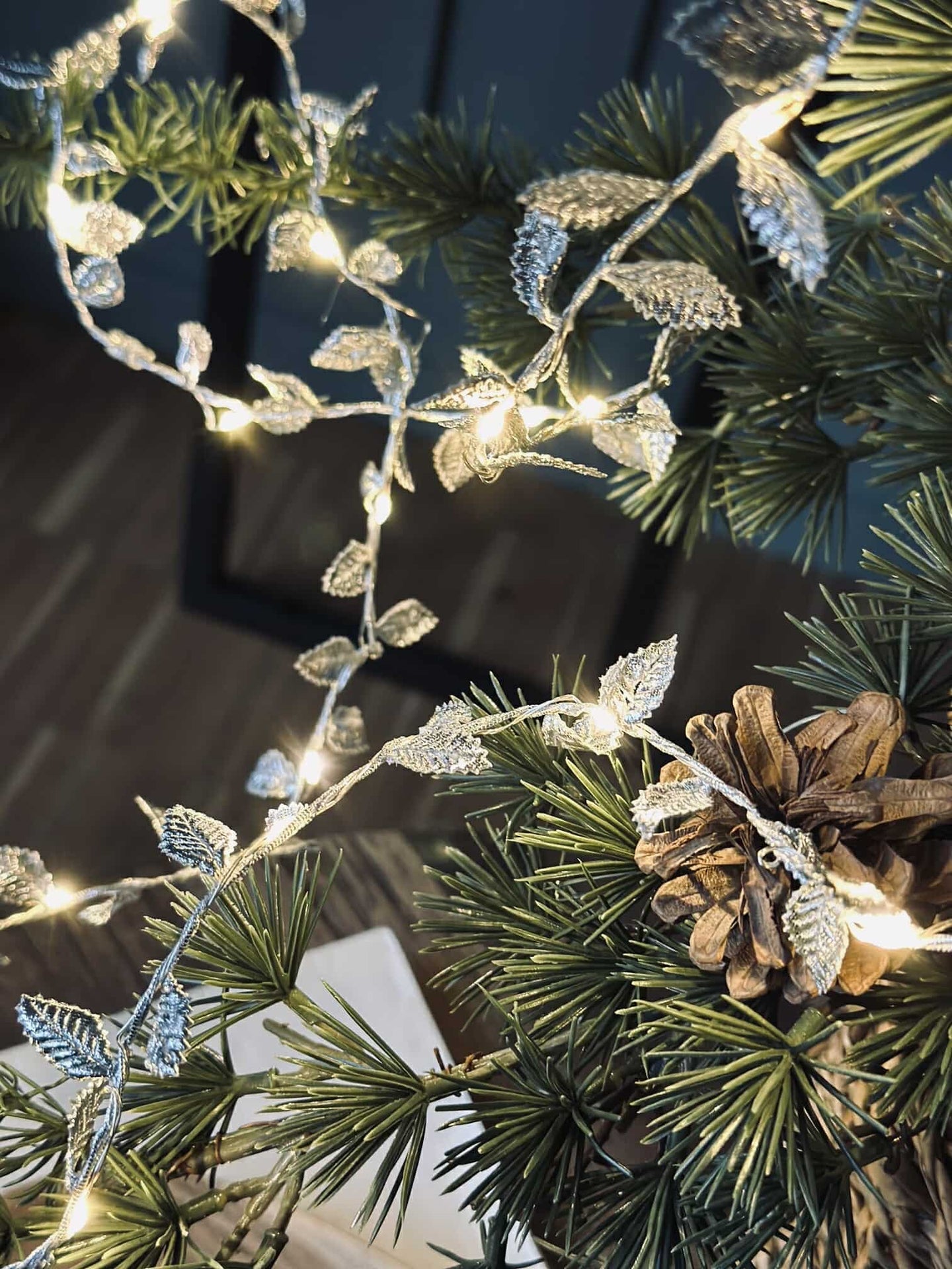 Ljusslinga med blad - Silver