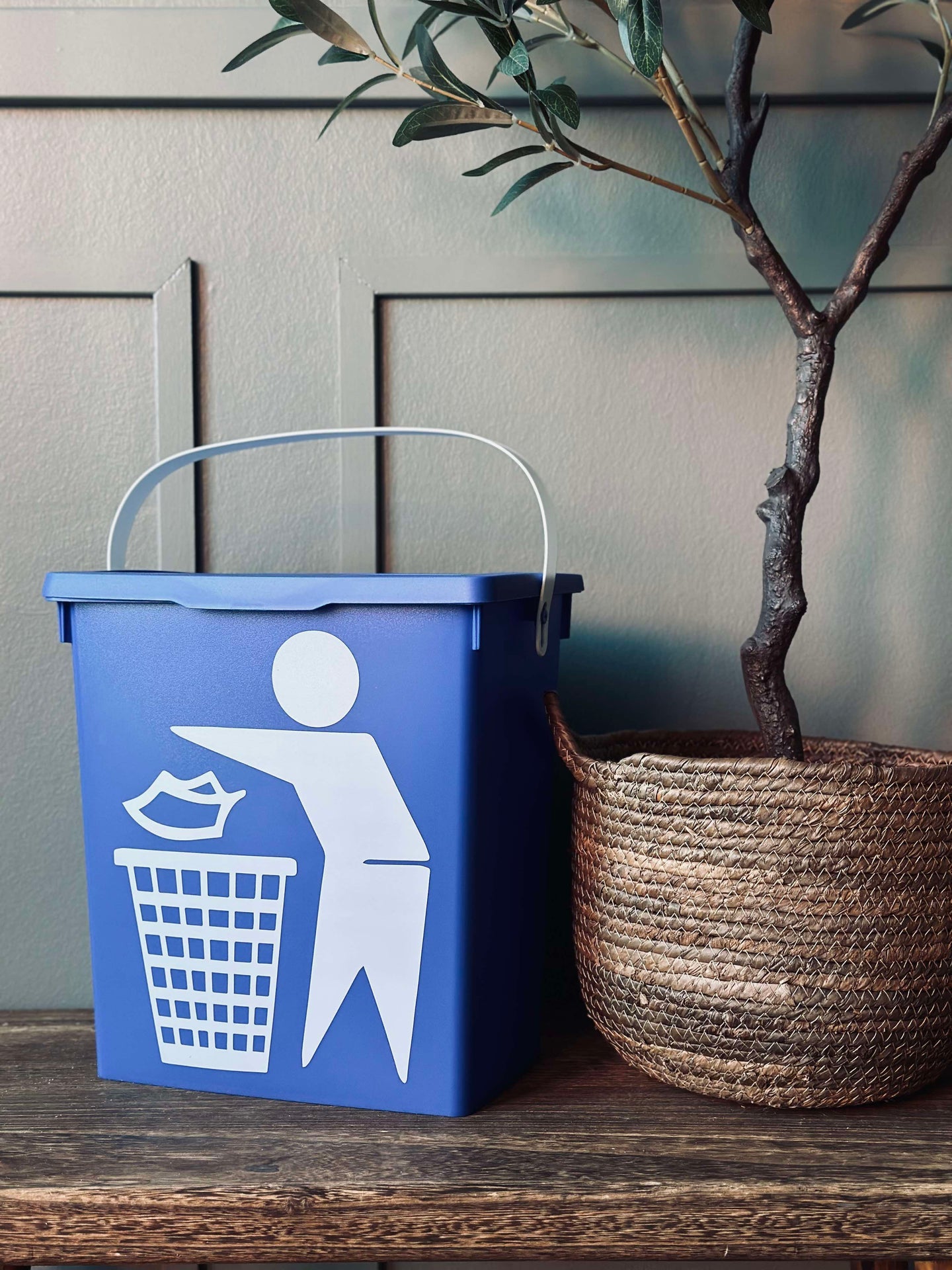 BIO Hink med lock 12 liter - BLÅ