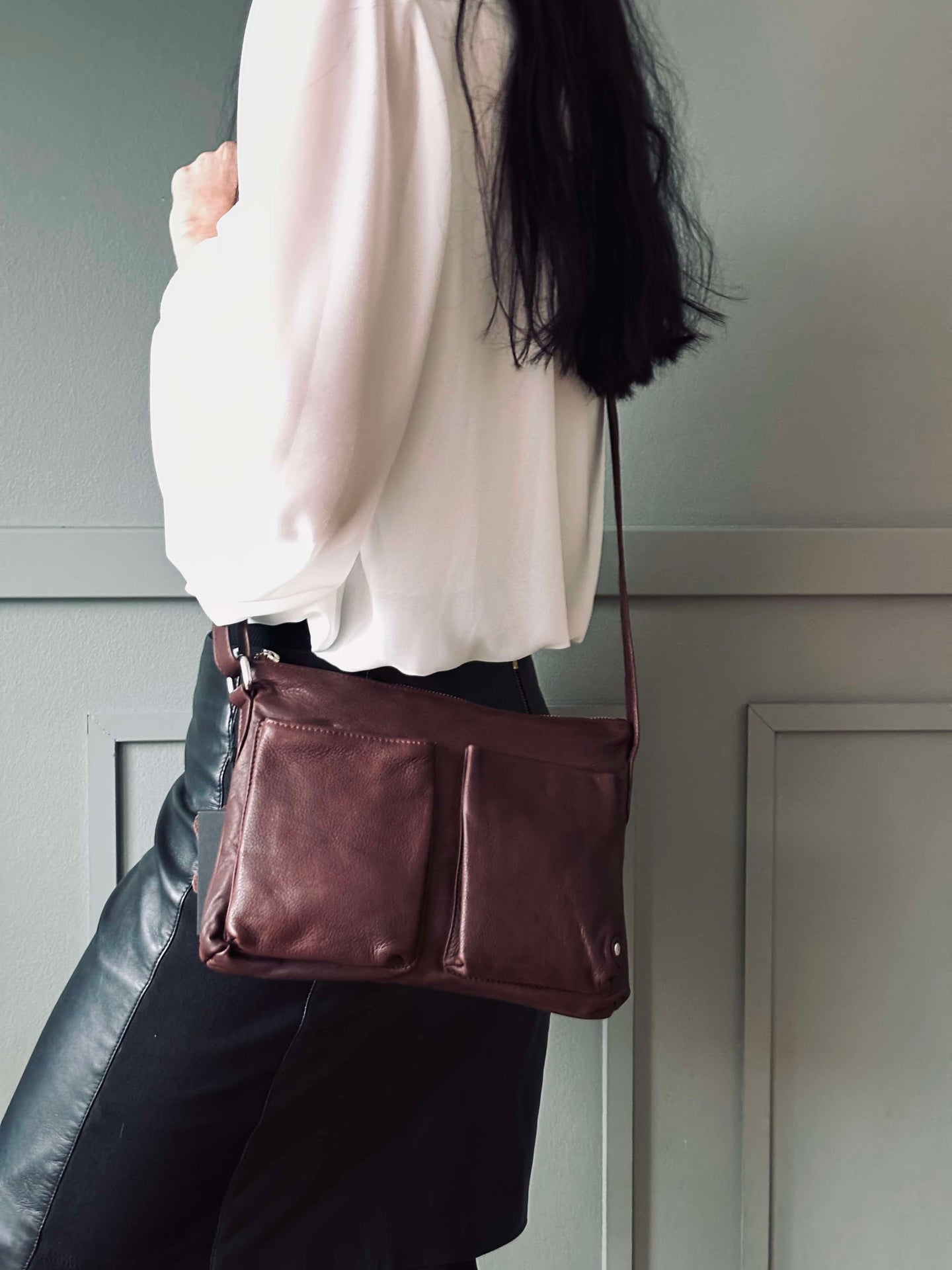 Crossover Aura Brown