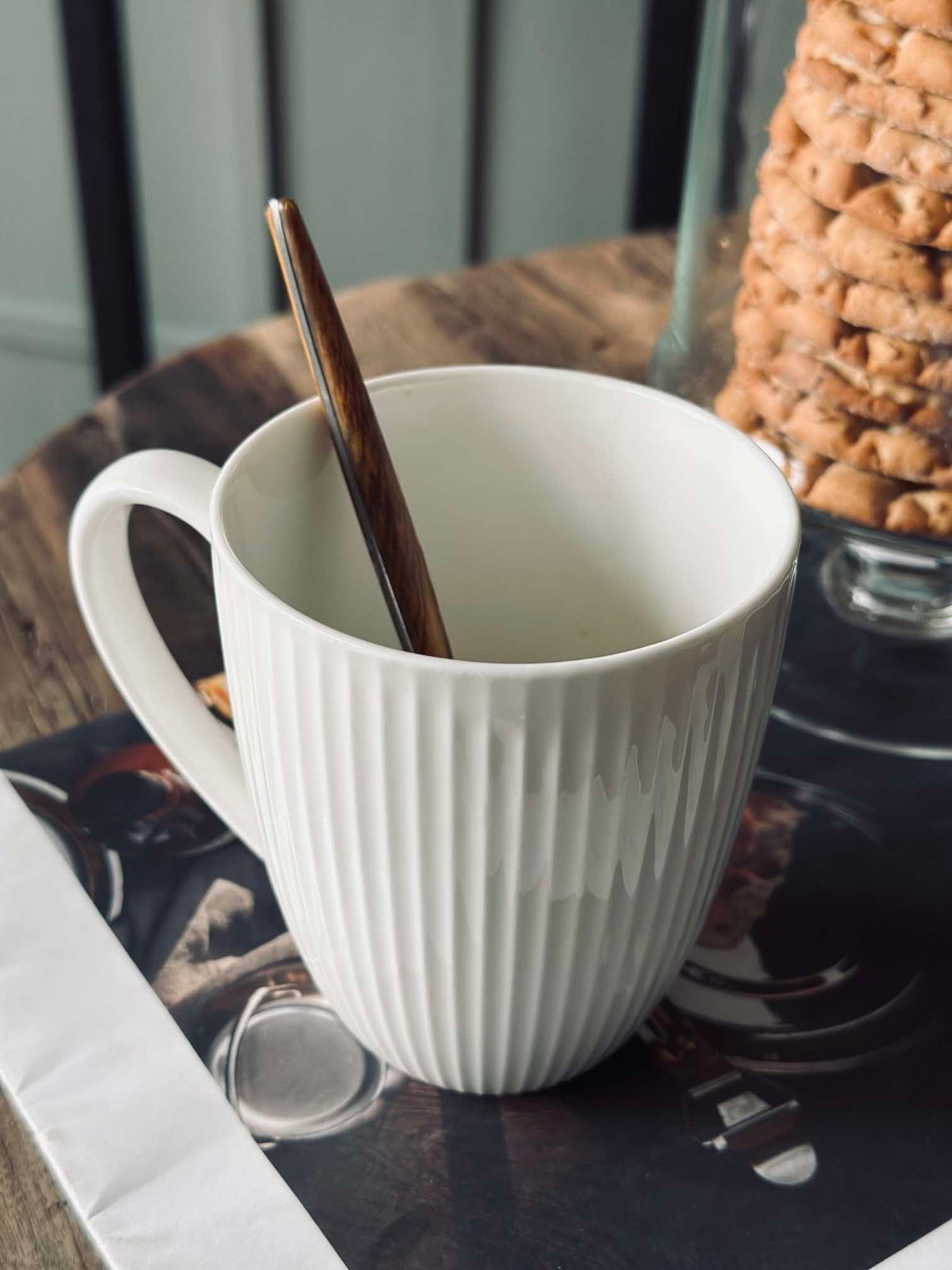 Räfflad Mugg - Porslin