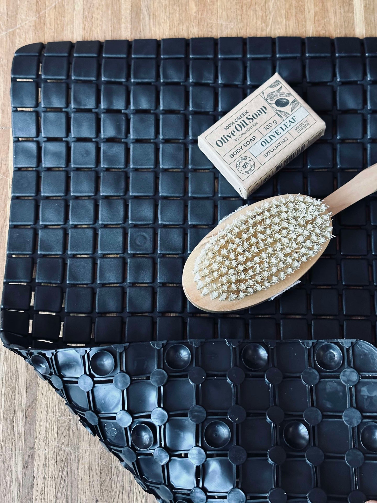 Badrumsmatta med sugkoppar - Svart