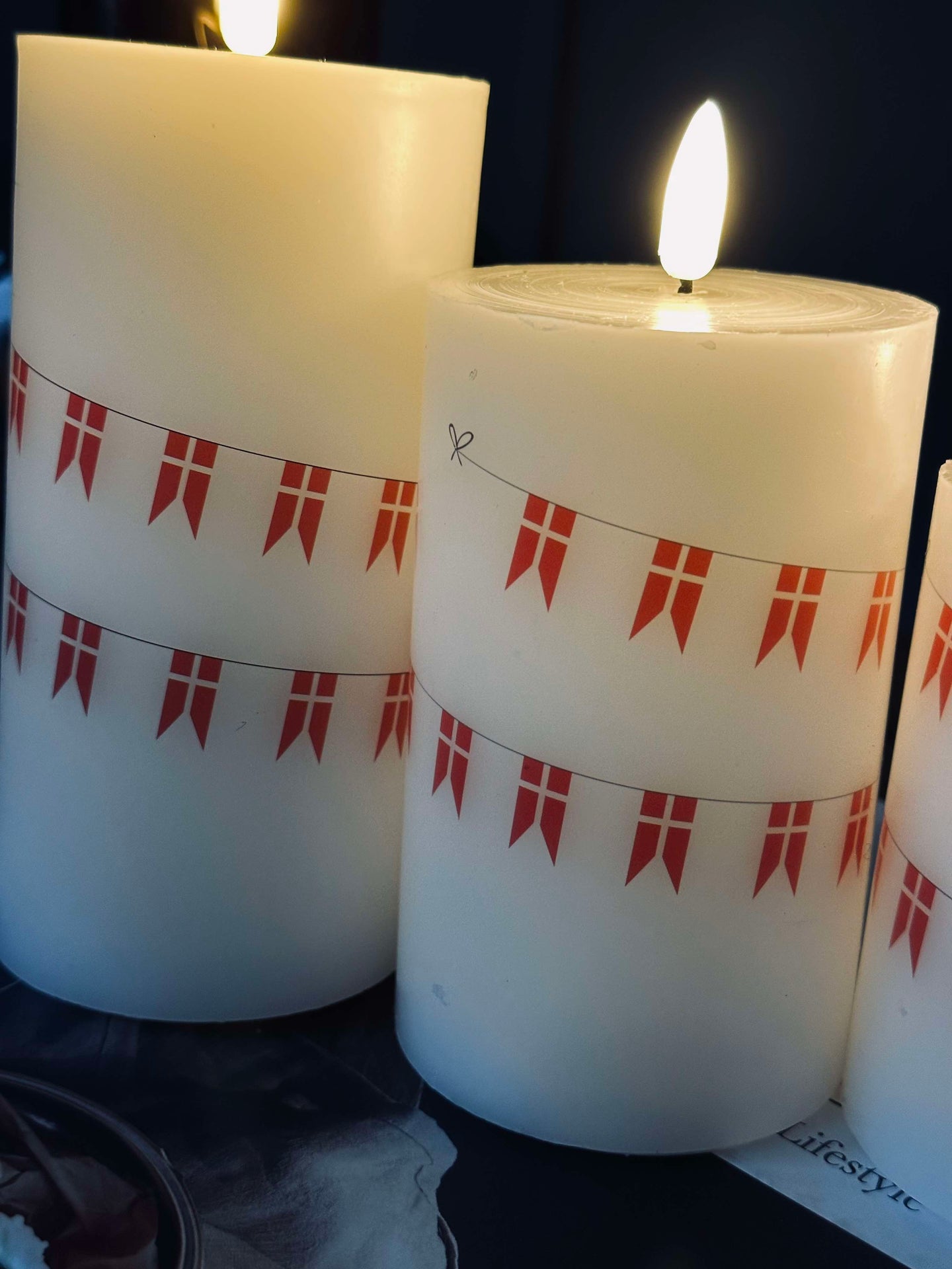 LED blockljus med flagga – Set med 3 st och fjärrkontroll