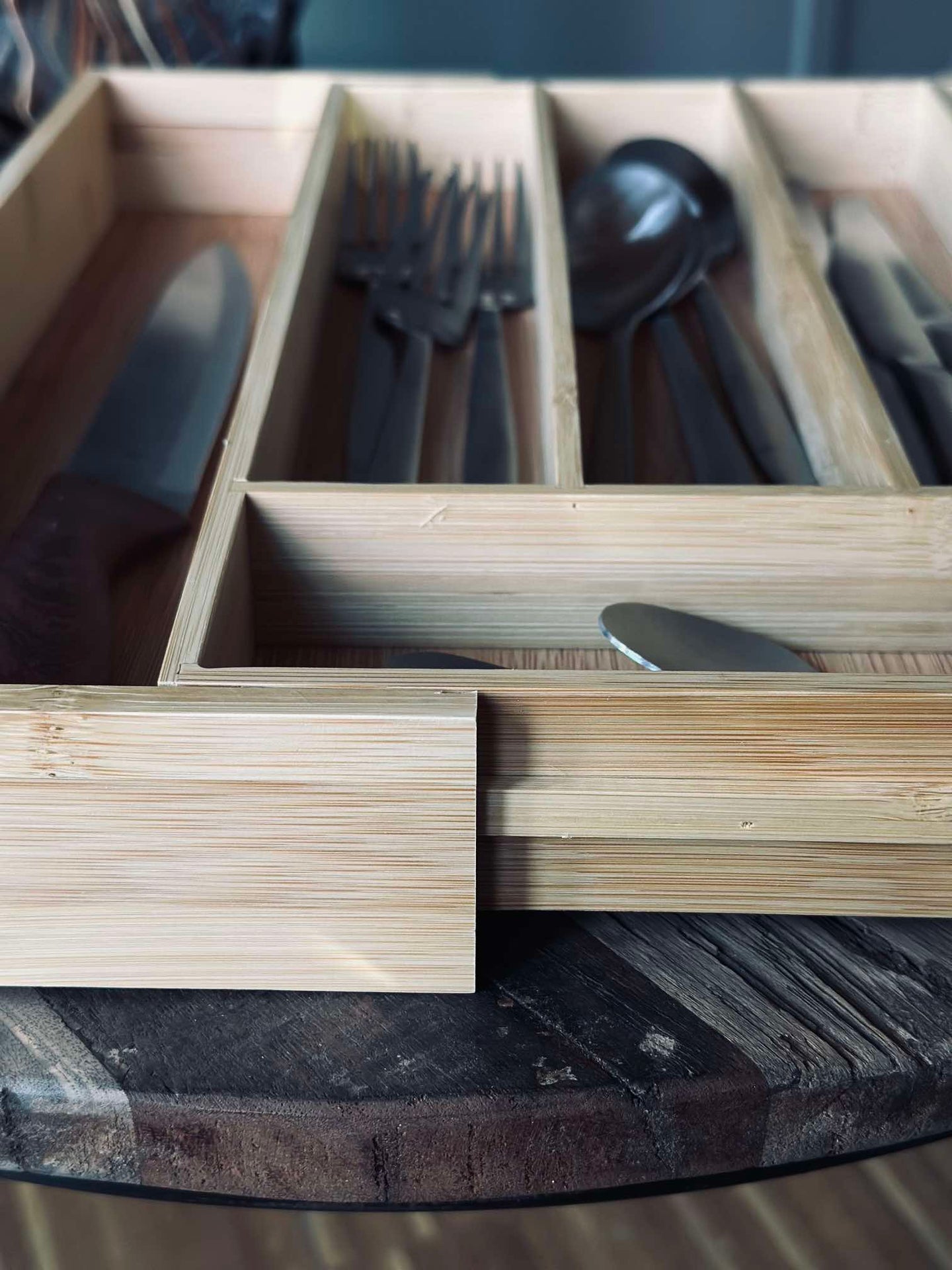 Besticklåda bambu - Justerbar mått